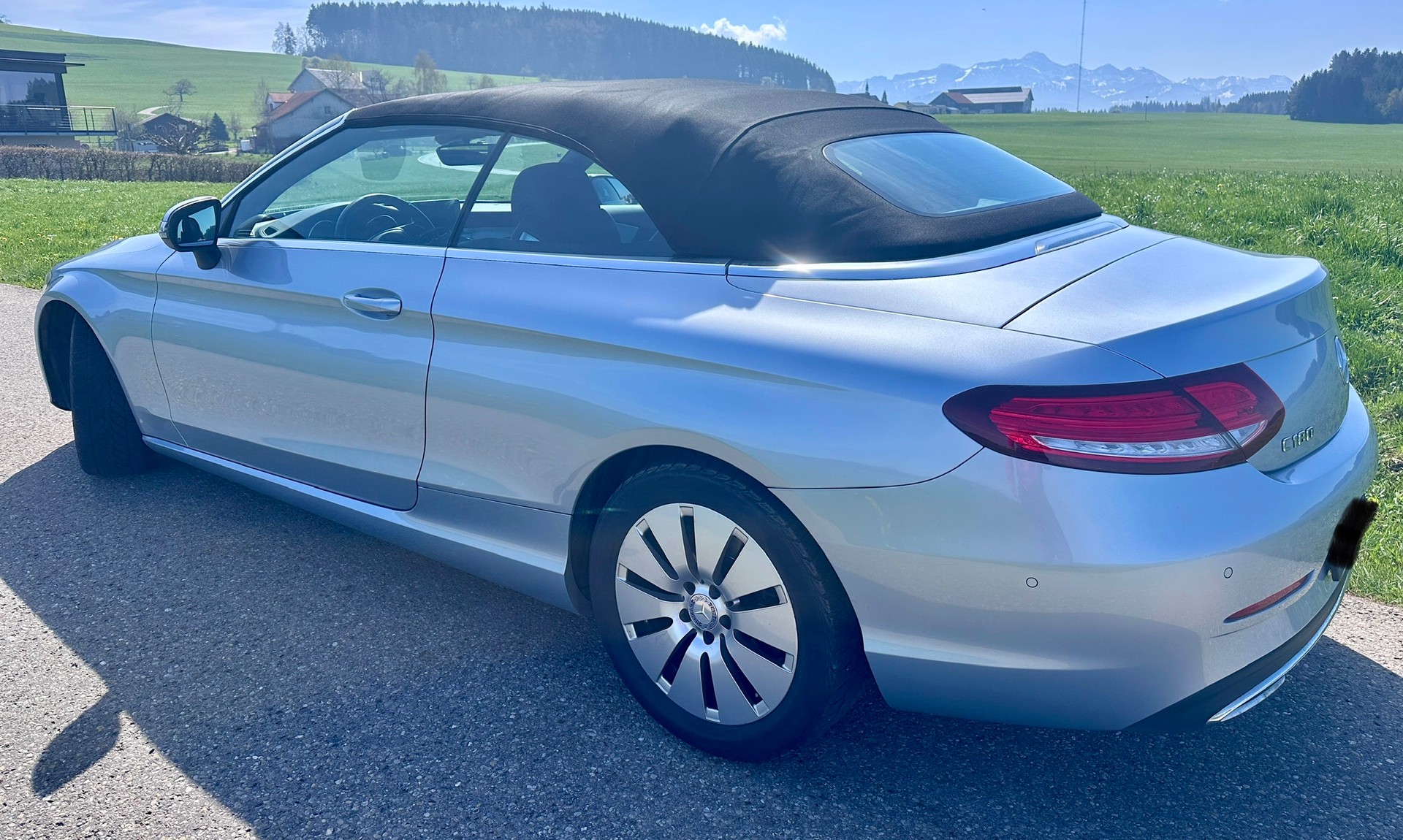 MERCEDES-BENZ C 180 Cabriolet-image-10
