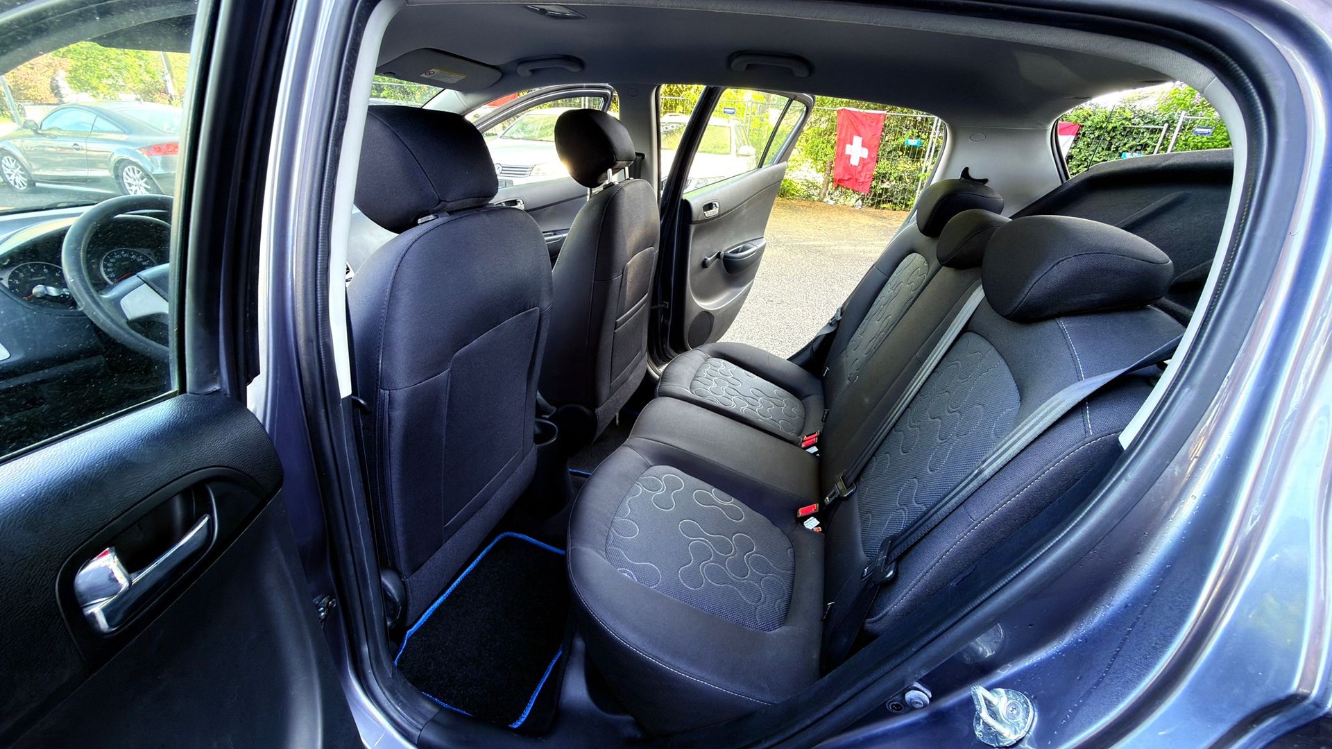 HYUNDAI i20 1.2 Comfort-image-8