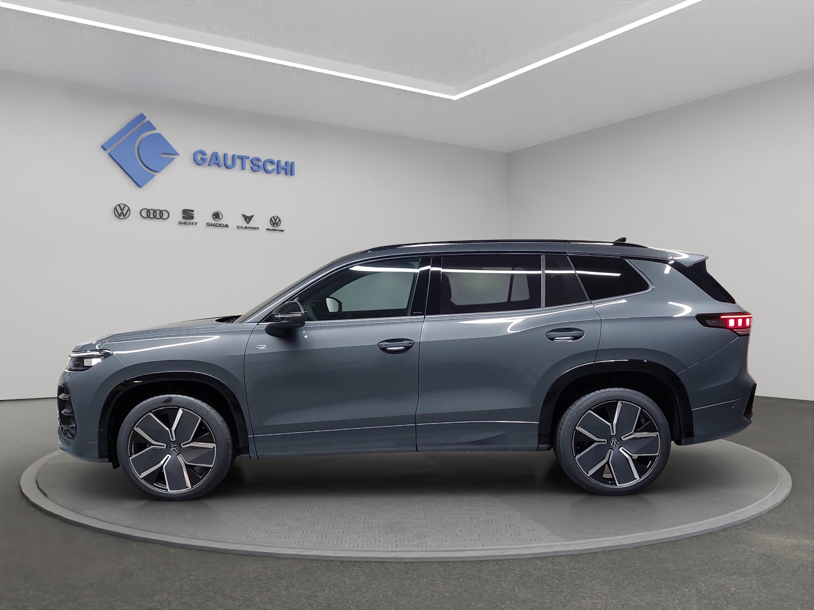 VW Tayron 2.0 TSI R-Line DSG 4Motion-image-1