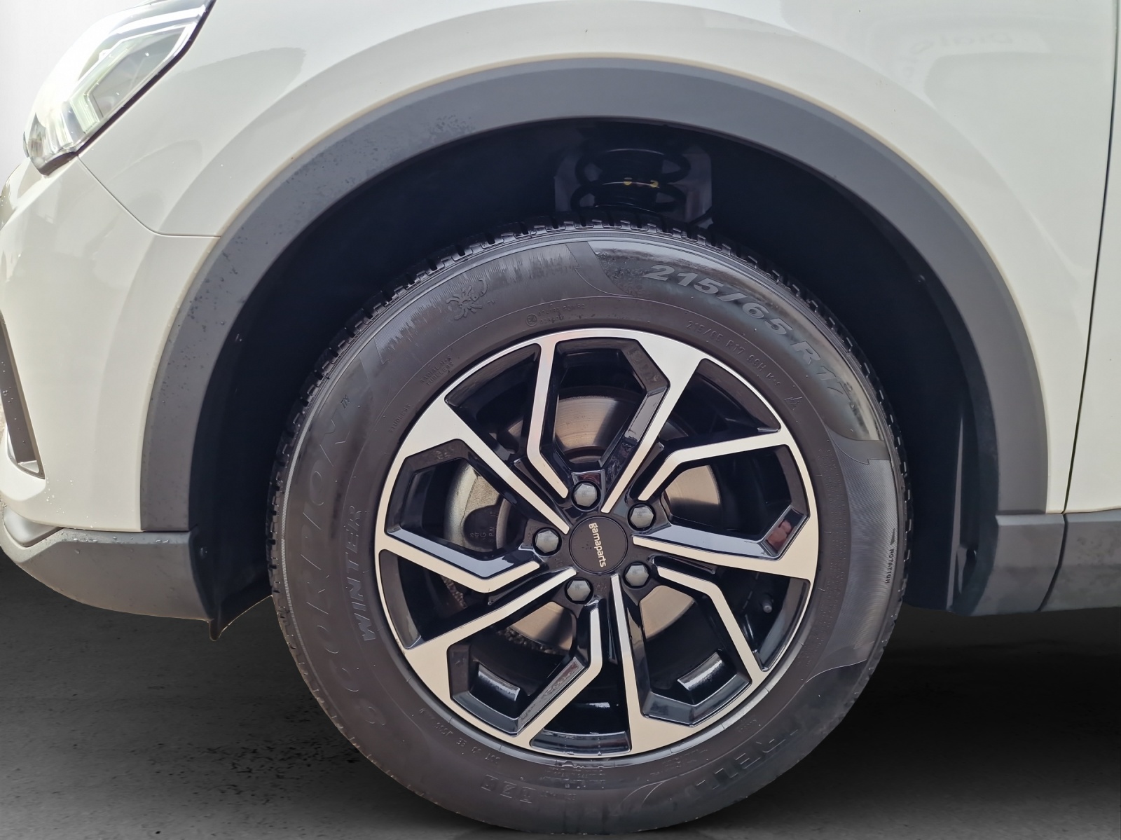 AUDI Q3 35 TDI Attraction quattro S-tronic-image-11