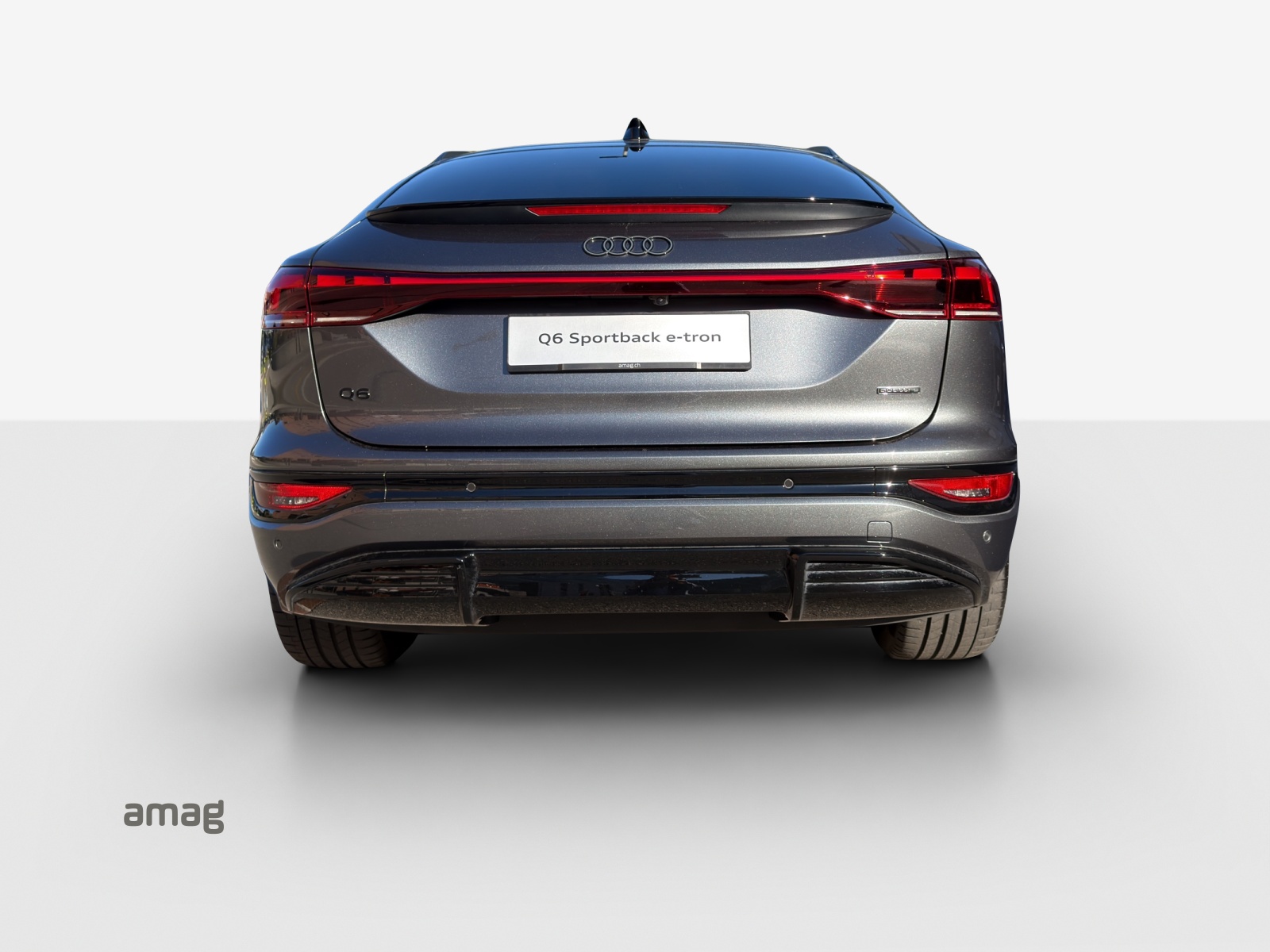 AUDI Q6 Sportback e-tron quattro-image-3