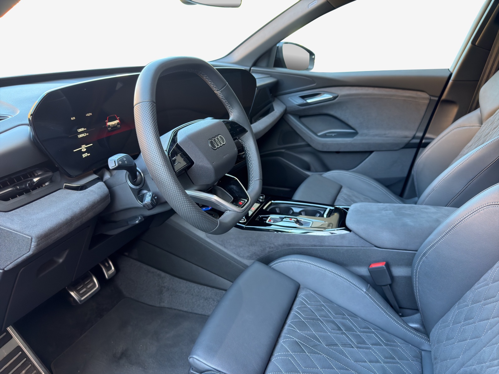 AUDI Q6 Sportback e-tron quattro-image-8