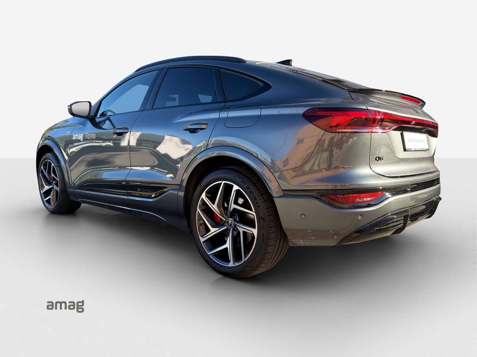 AUDI Q6 Sportback e-tron quattro-image-2