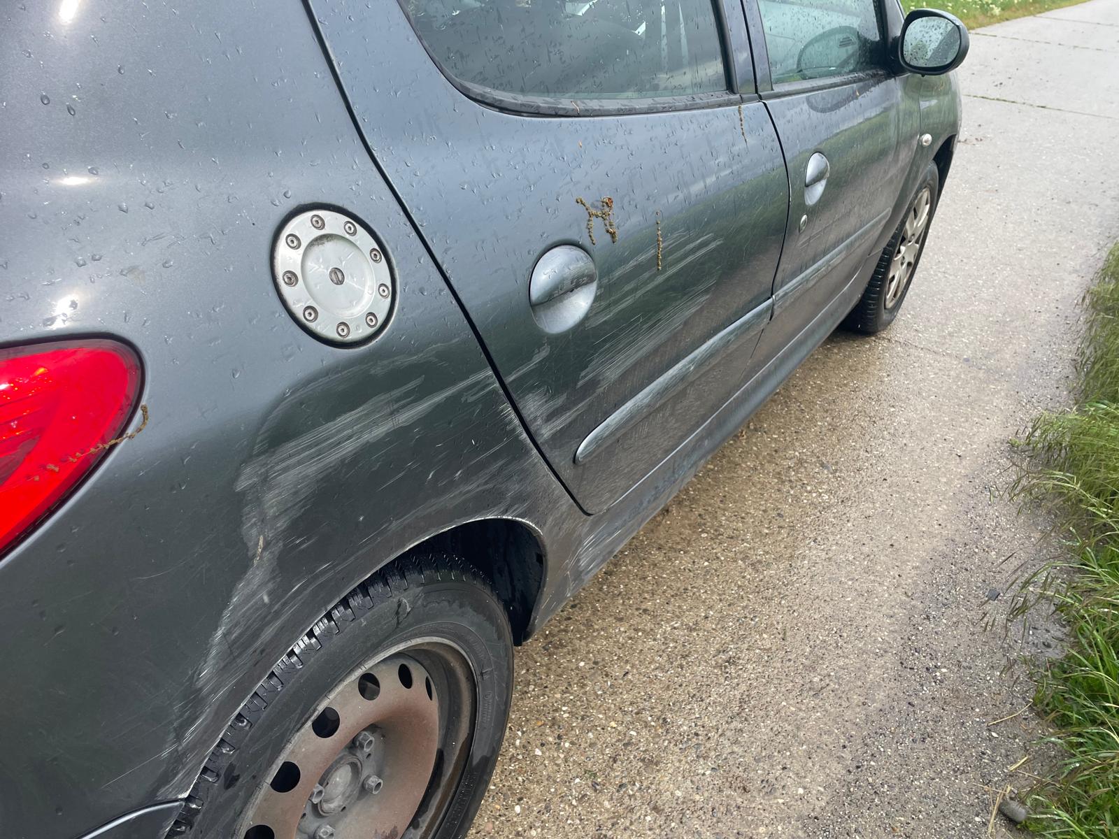 PEUGEOT 206 1.4 Trendy-image-1