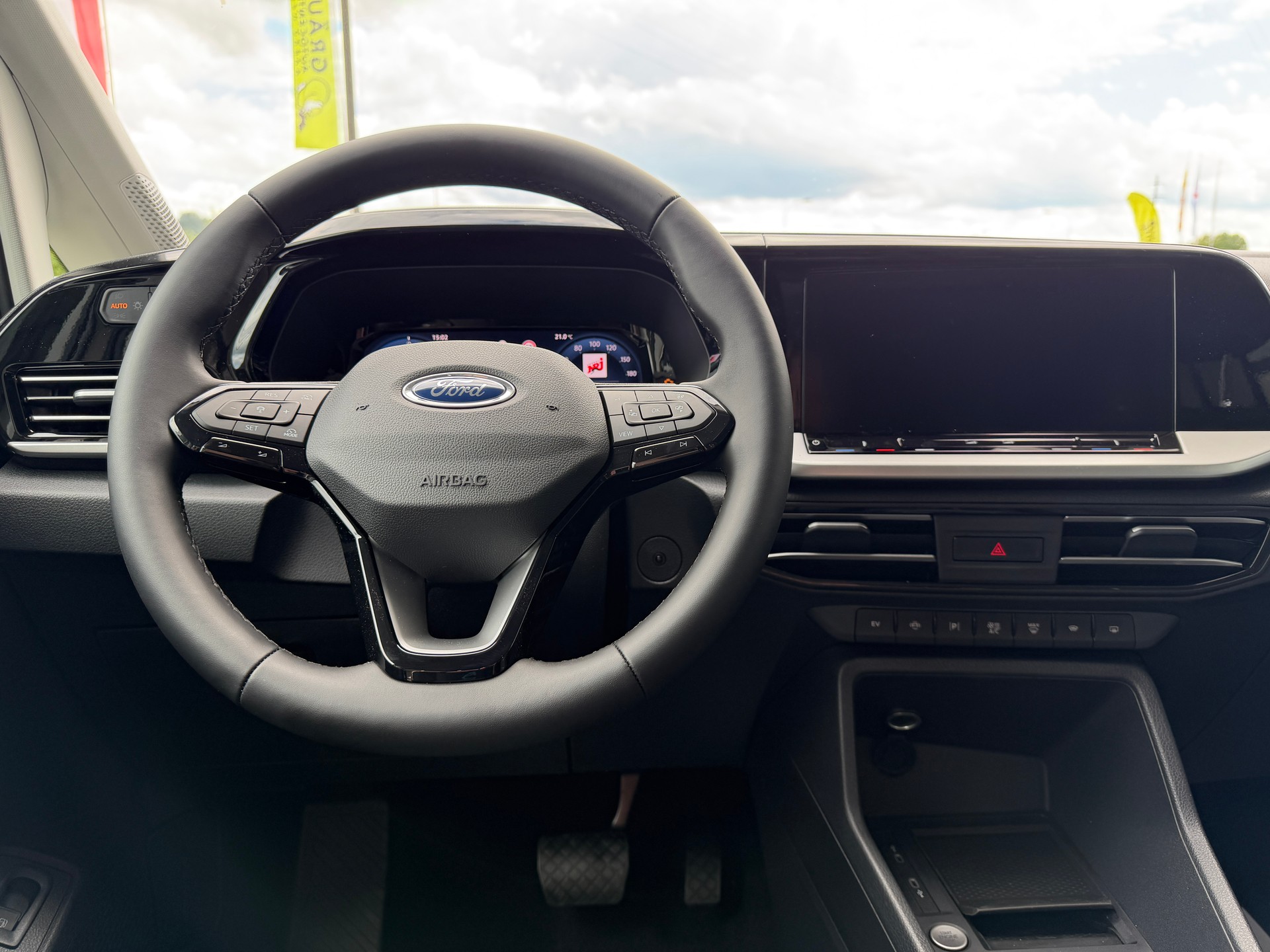 FORD Grand Tourneo Connect 1.5 PHEV Active Automat-image-8