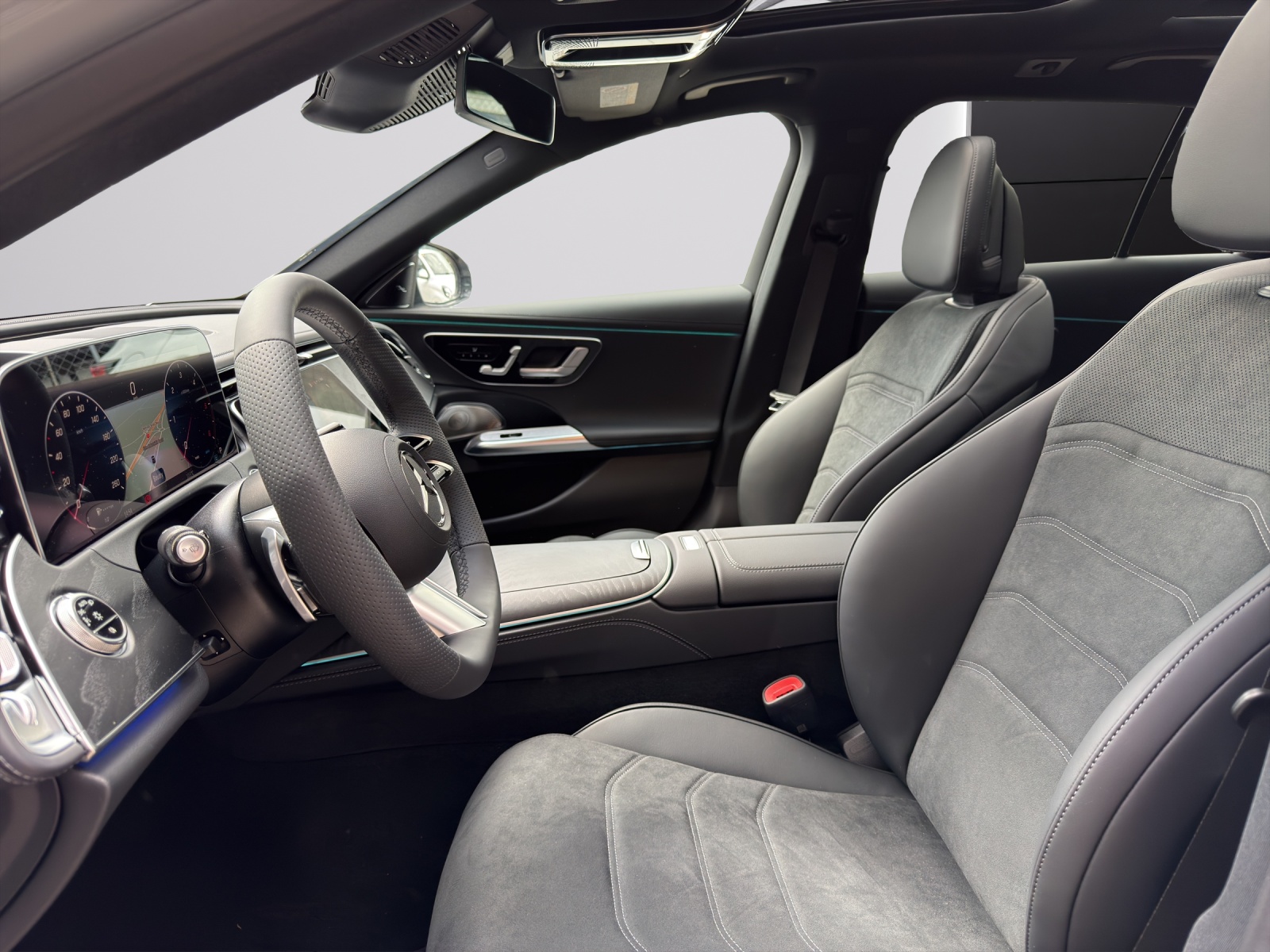 MERCEDES-BENZ E 220 d T 4Matic 9G-Tronic-image-5