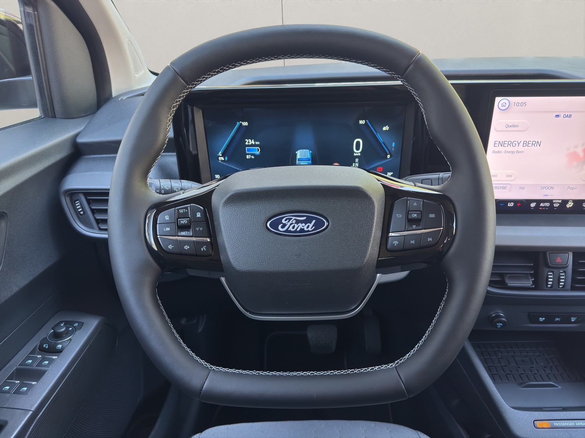 FORD E-Tourneo Courier Titanium Kombi 136 PS FWD-image-12