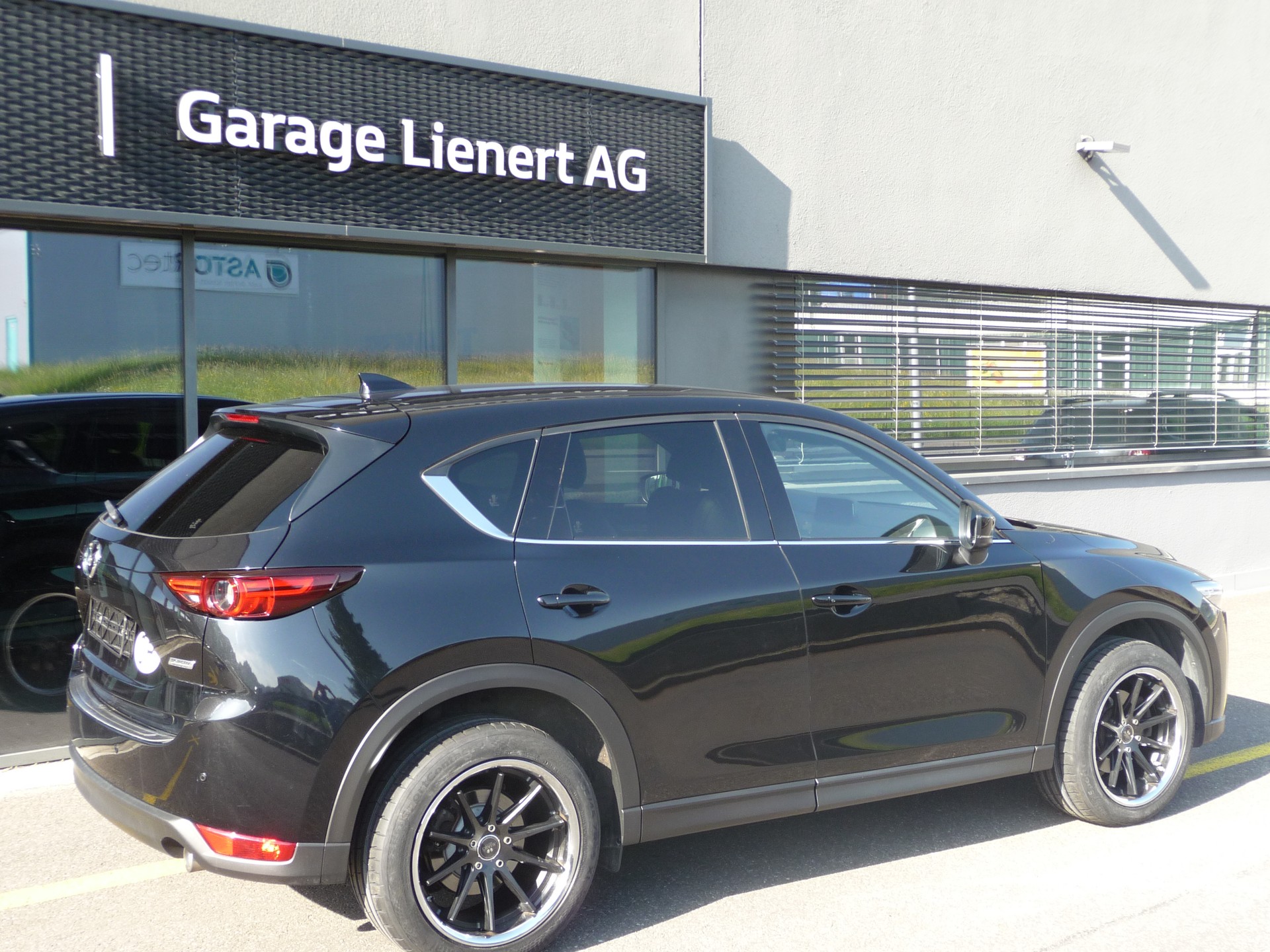 MAZDA CX-5 SKYACTIV-D 184 Revolution AWD Automat-image-6