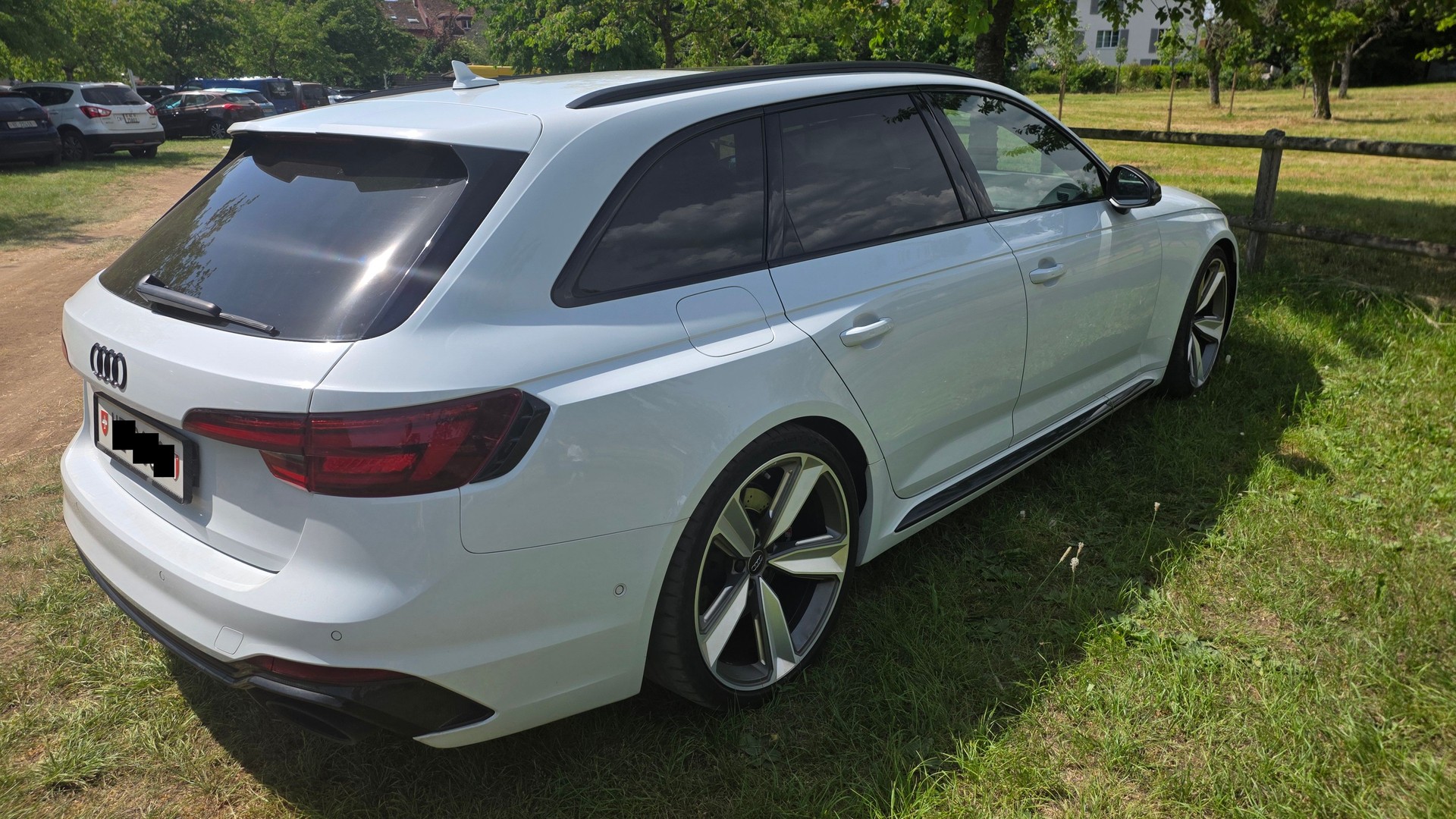 AUDI RS4 2.9 V6 TFSI quattro T-Tronic-image-4
