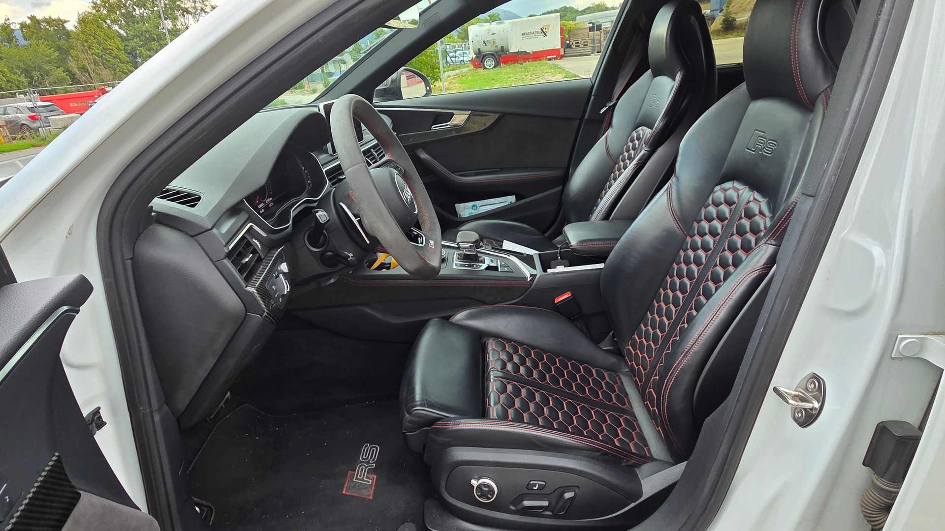 AUDI RS4 Avant 2.9 TFSI quattro tiptronic-image-4