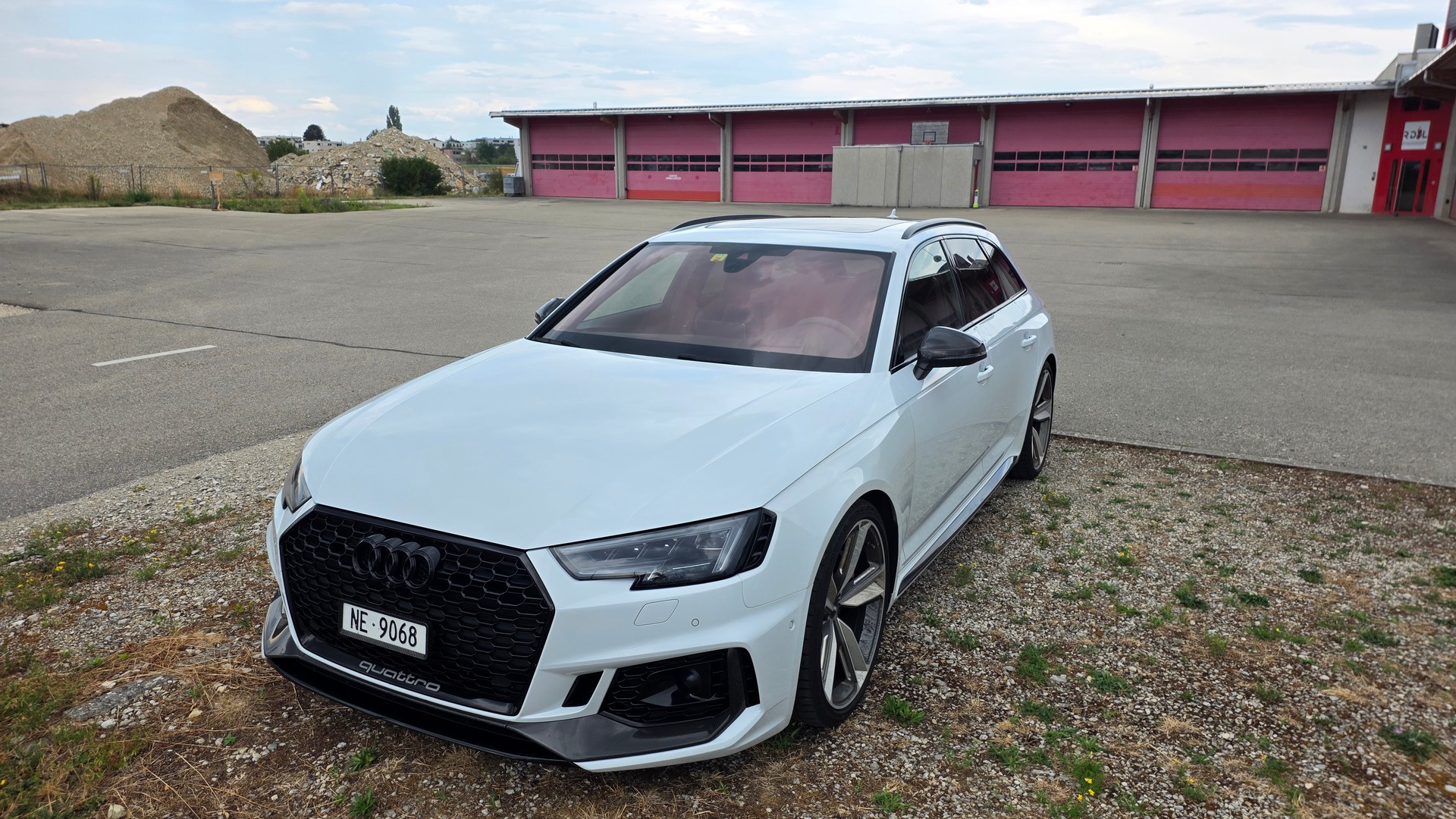 AUDI RS4 Avant 2.9 TFSI quattro tiptronic-image-0