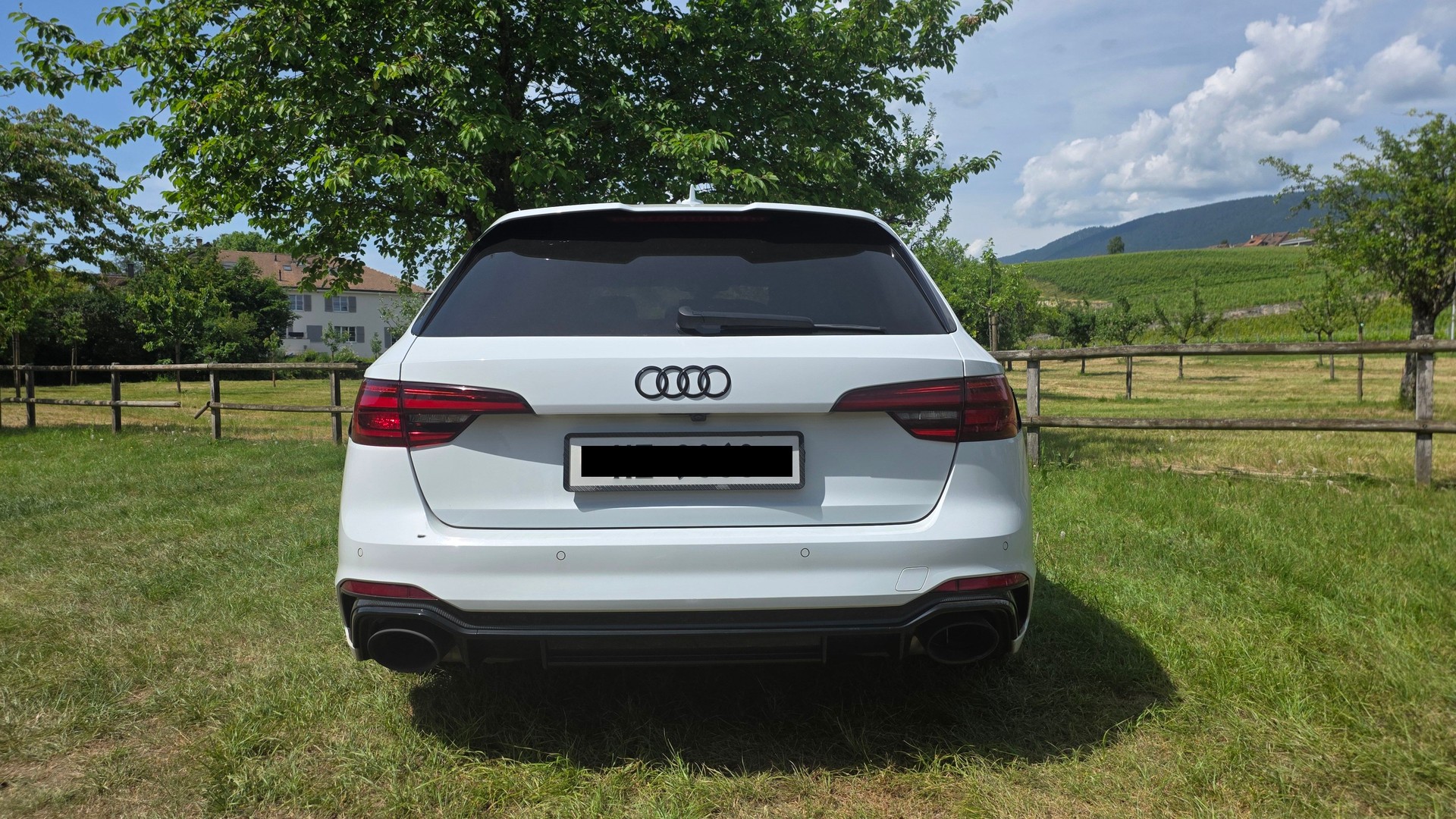 AUDI RS4 2.9 V6 TFSI quattro T-Tronic-image-8