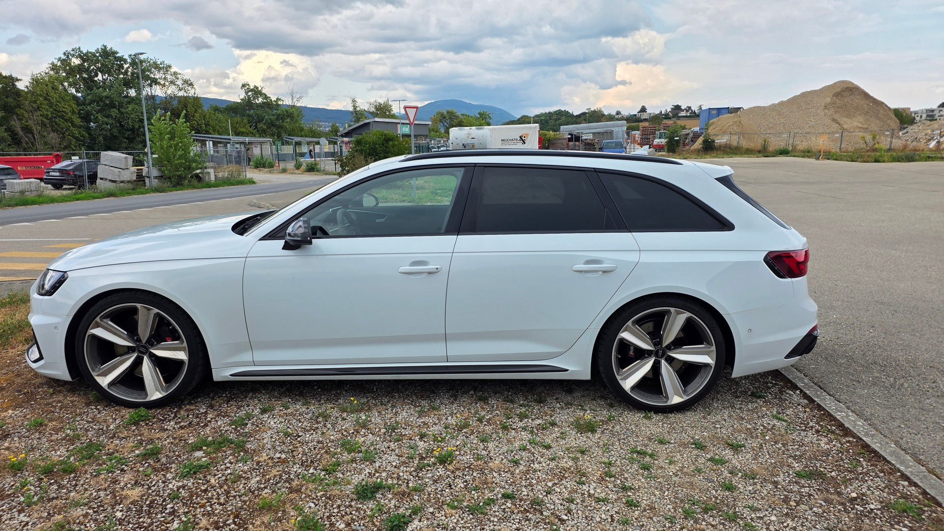 AUDI RS4 Avant 2.9 TFSI quattro tiptronic-image-2