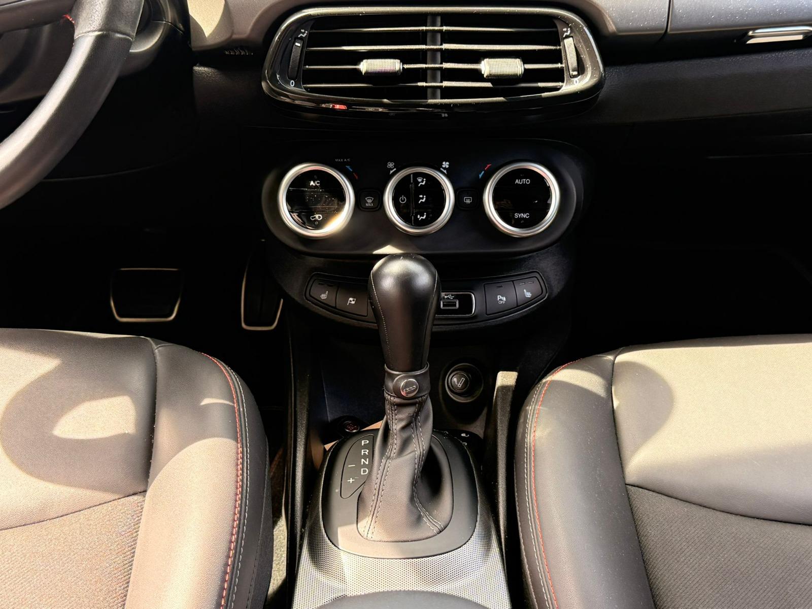 FIAT 500X 1.3 GSE Sport-image-23