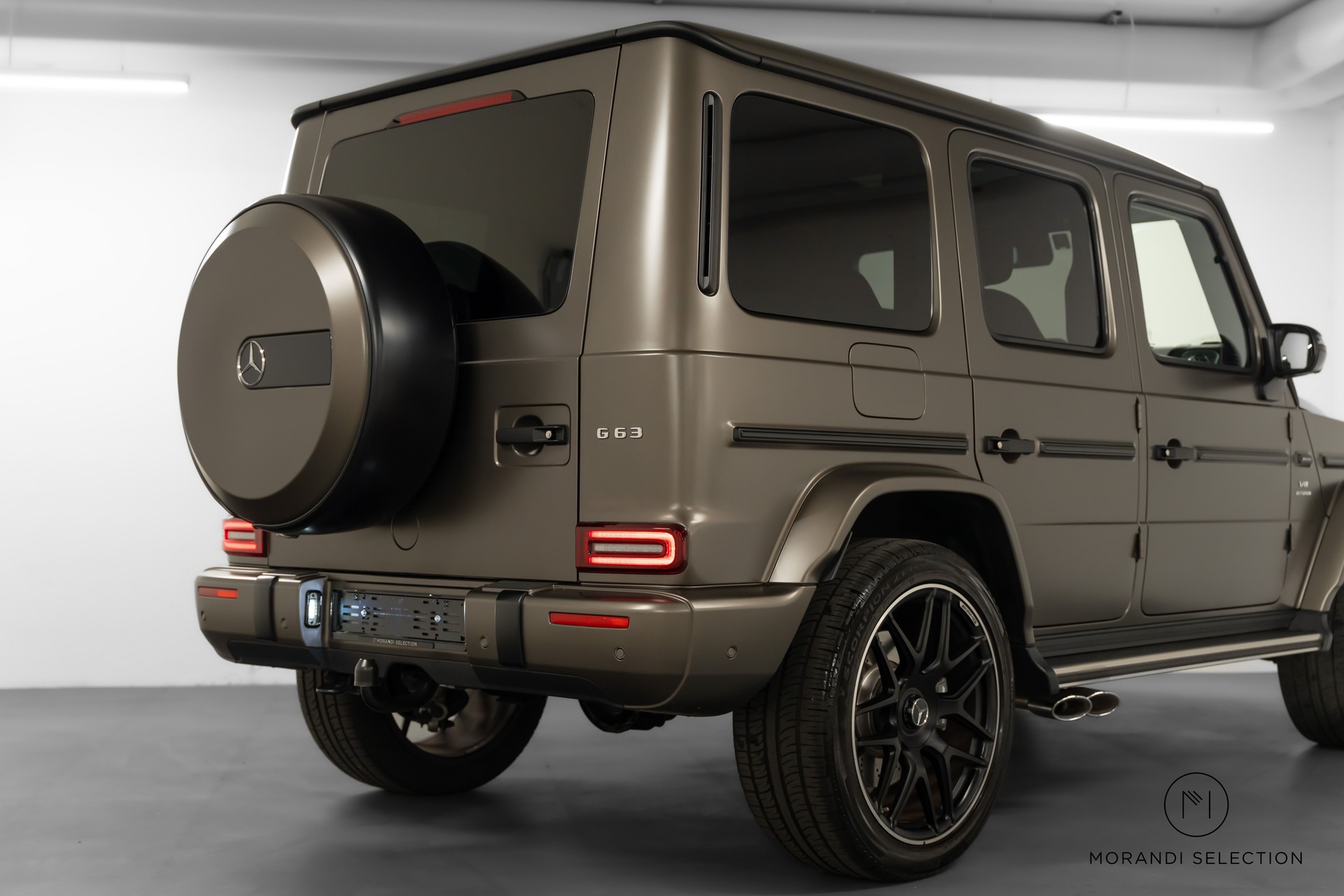 MERCEDES-BENZ G 63 AMG-image-4