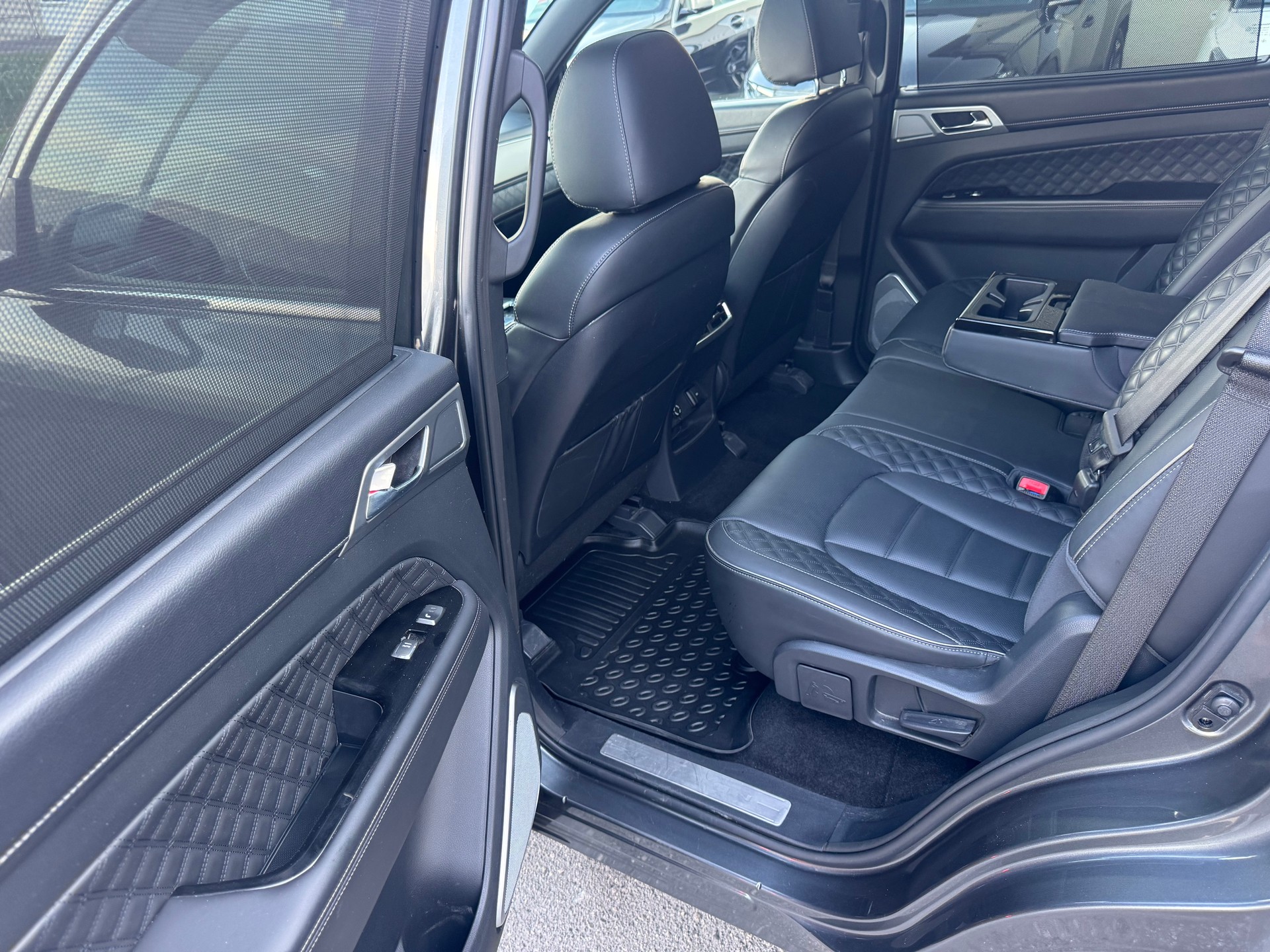 KGM-SsangYong Rexton 2.2 CRDi Sapphire 4WD AT-image-11