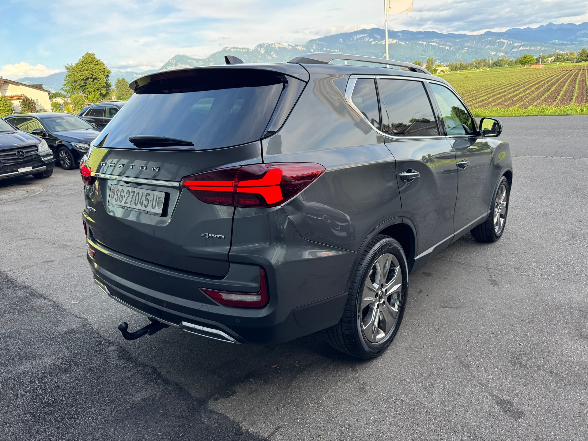 KGM-SsangYong Rexton 2.2 CRDi Sapphire 4WD AT-image-4