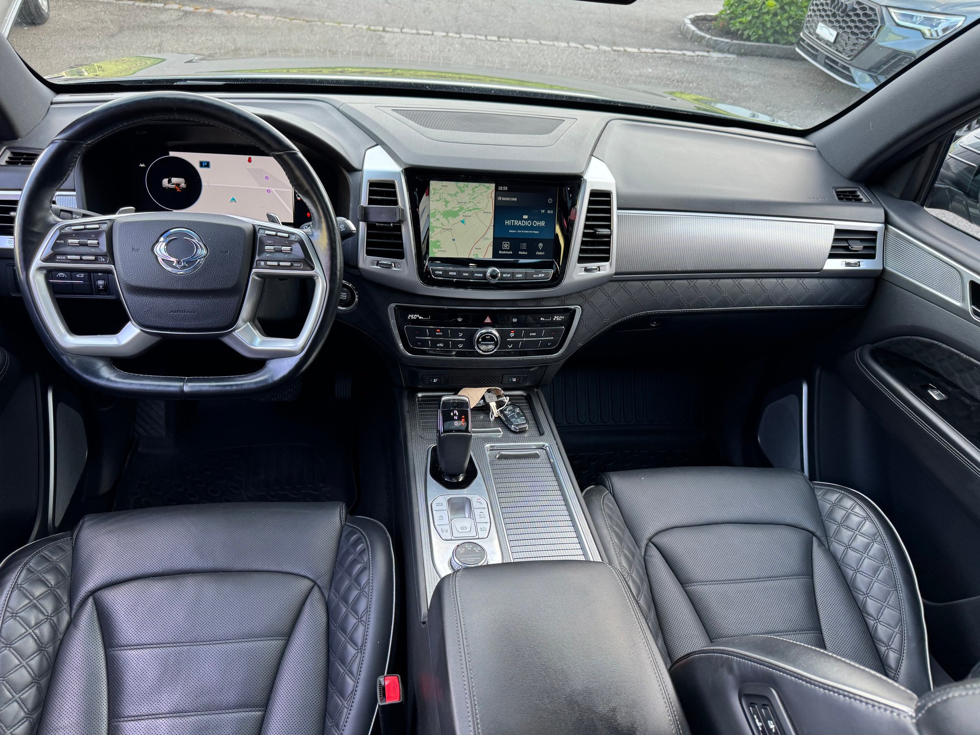 KGM-SsangYong Rexton 2.2 CRDi Sapphire 4WD AT-image-14
