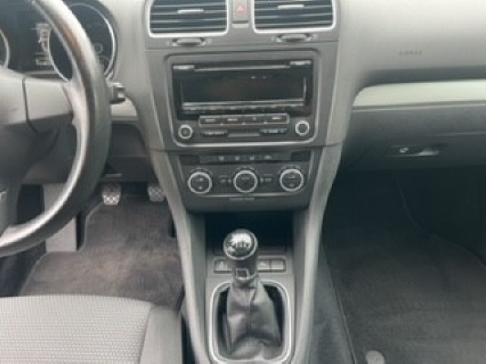 VW Golf 1.4 TSI-image-11