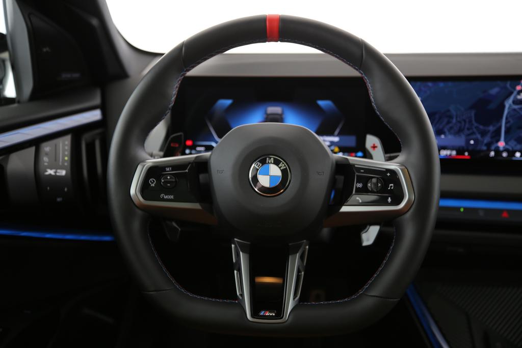 BMW X3 M50i-image-10