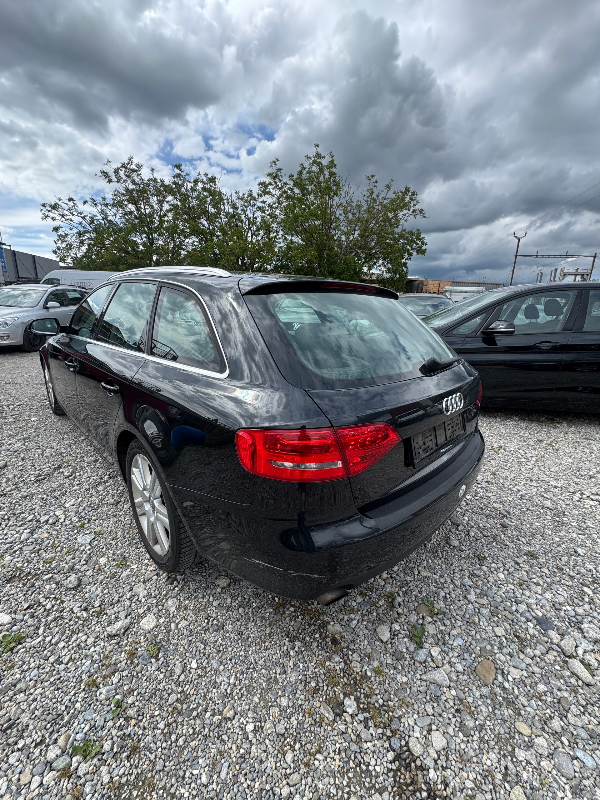 AUDI A4 Avant 2.0 TFSI multitronic-image-3