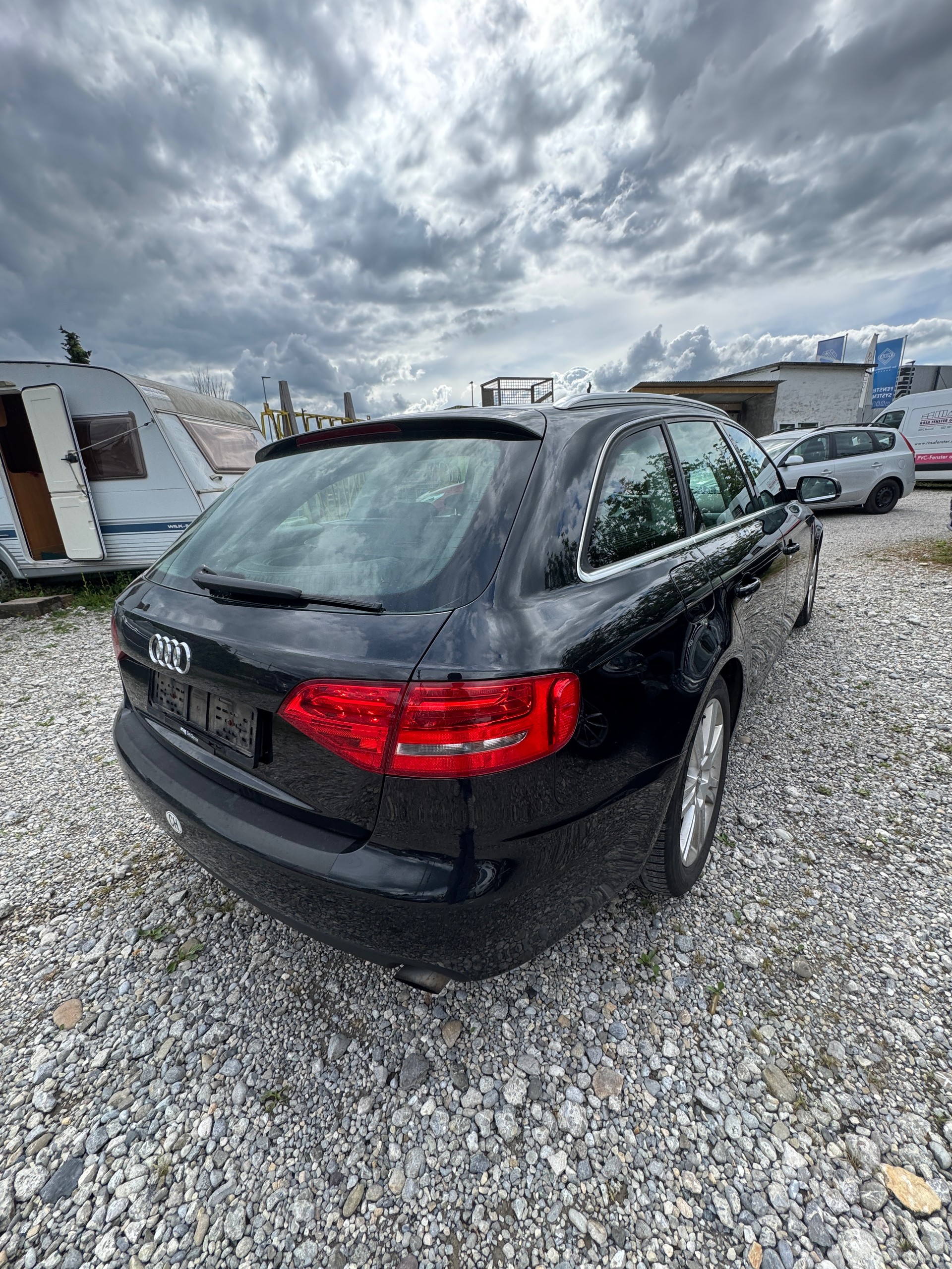 AUDI A4 Avant 2.0 TFSI multitronic-image-5