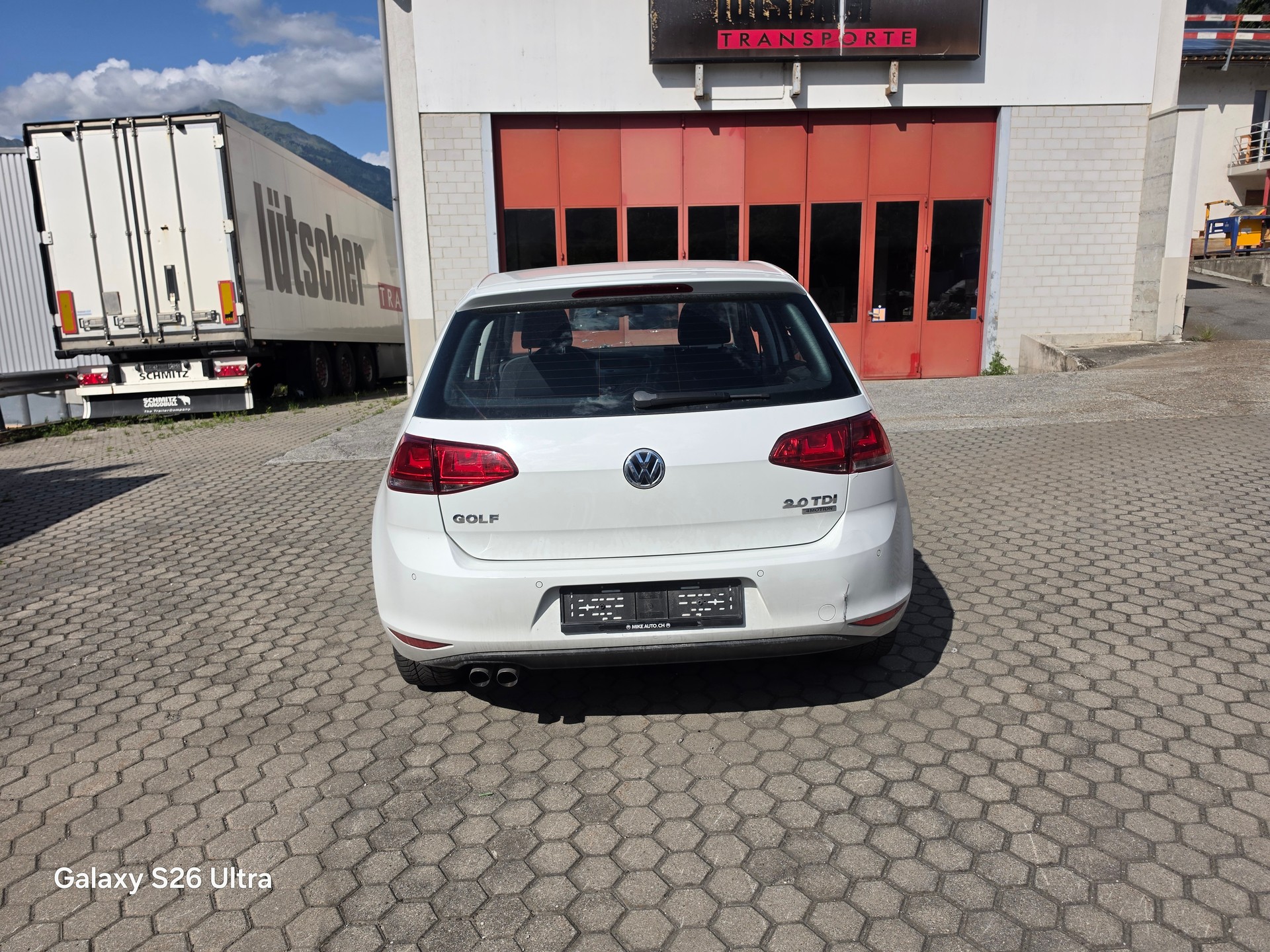 VW Golf 2.0 TDI Comfortline 4Motion-image-4