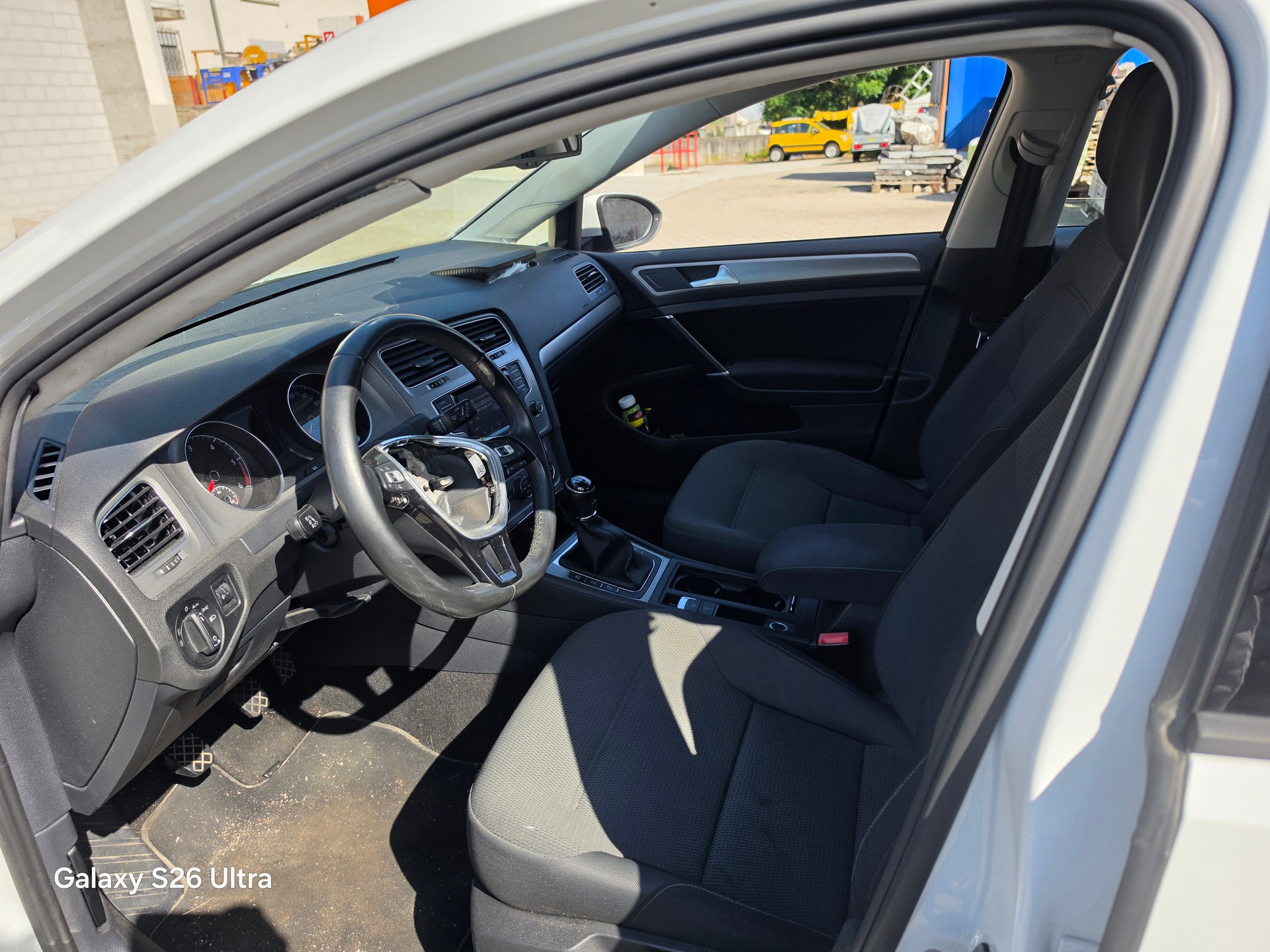 VW Golf 2.0 TDI Comfortline 4Motion-image-8
