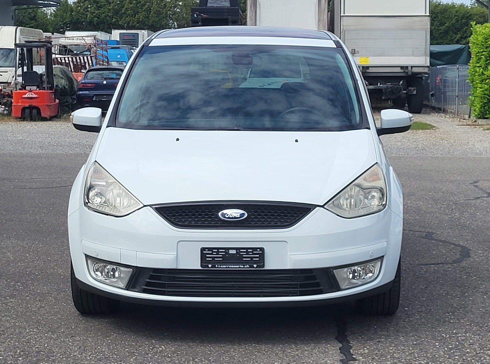 FORD Galaxy 2.0 TDCi Ghia-image-1
