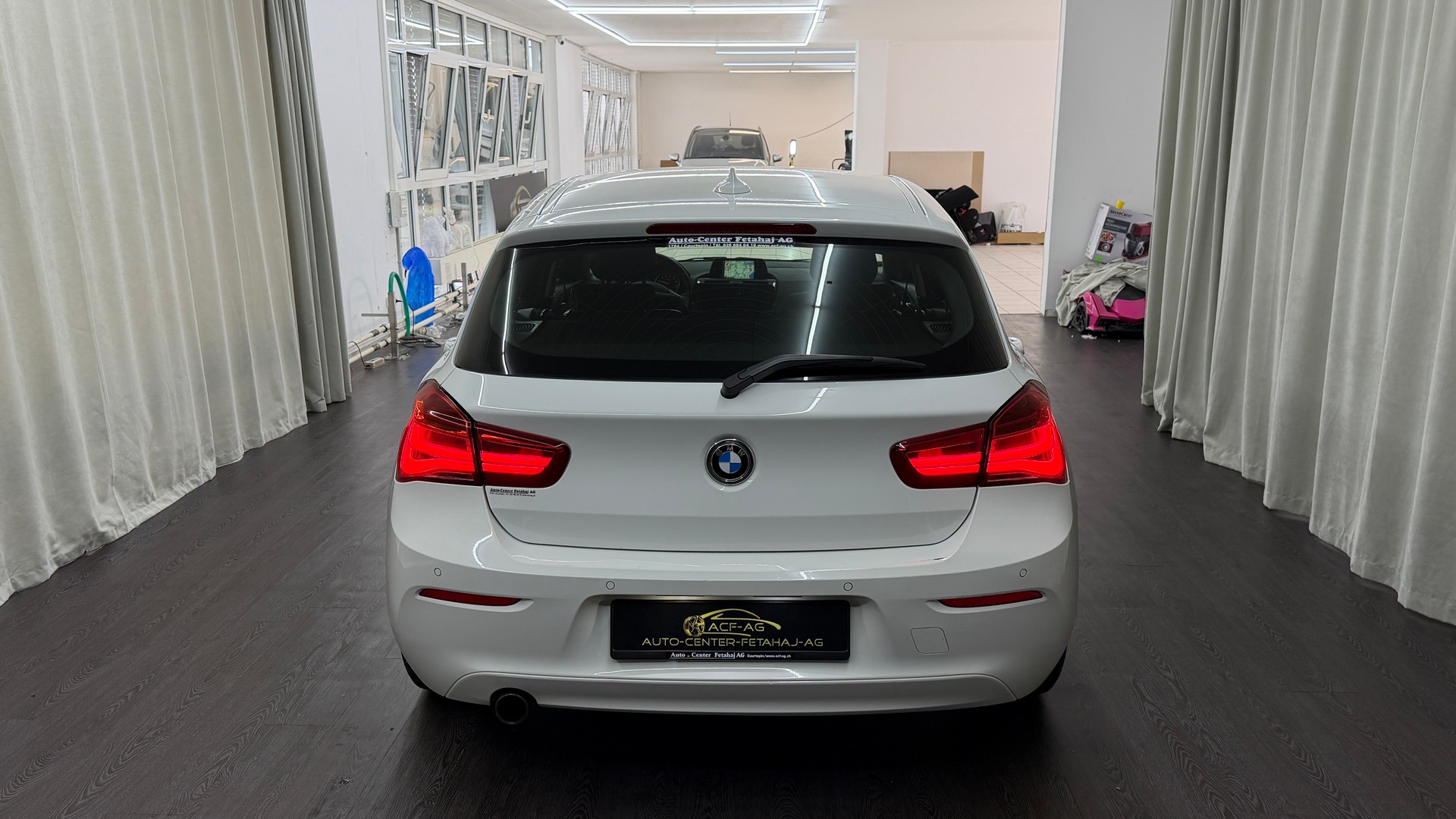 BMW 116i Business-image-4