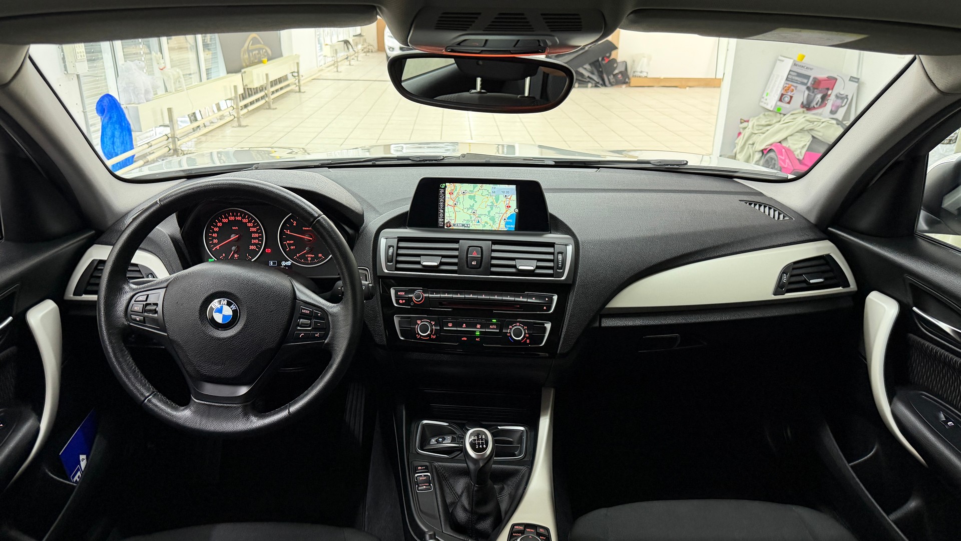 BMW 116i Business-image-6