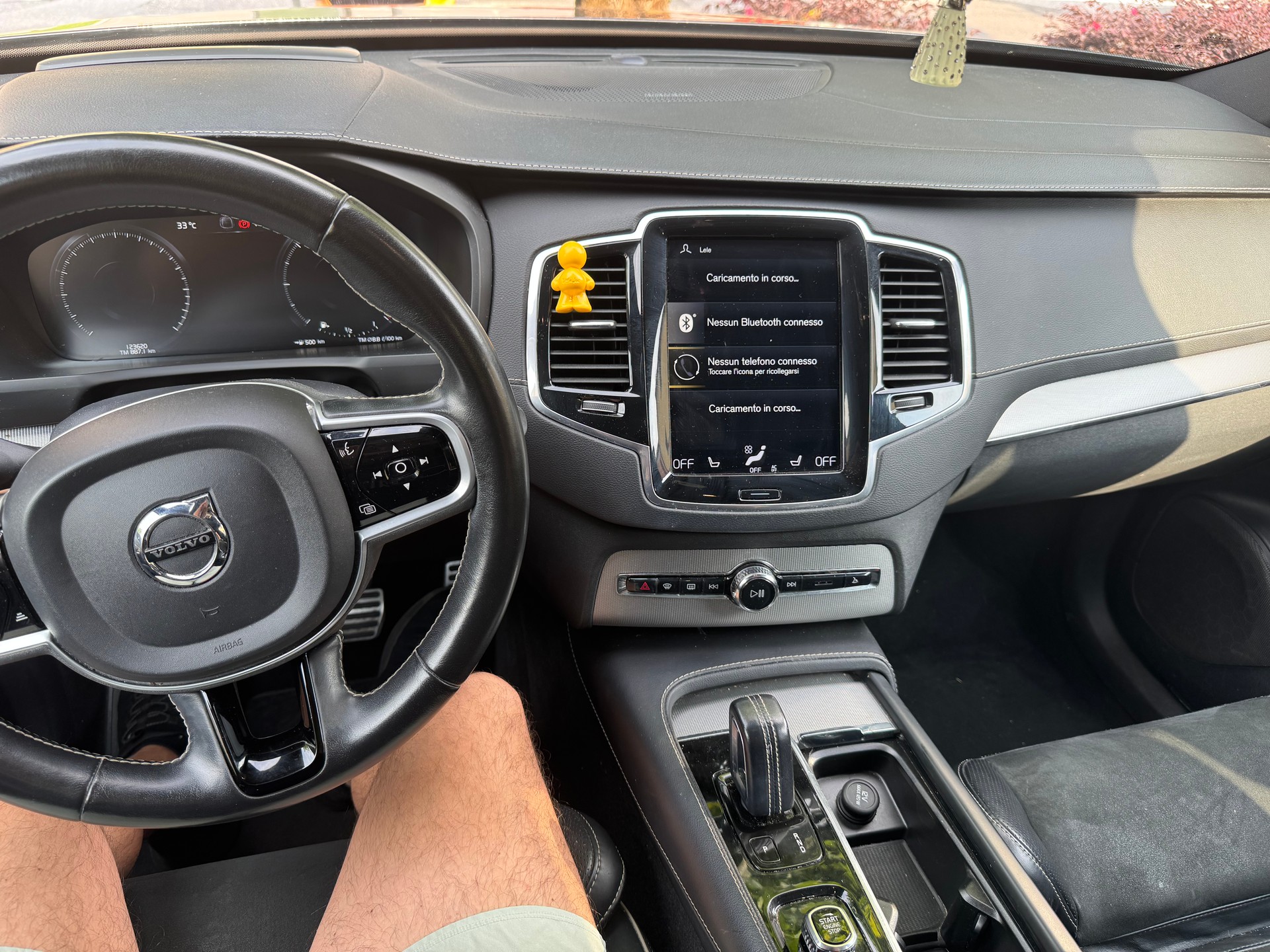VOLVO 2.0 B5 MH R-Design 7P. AWD-image-2