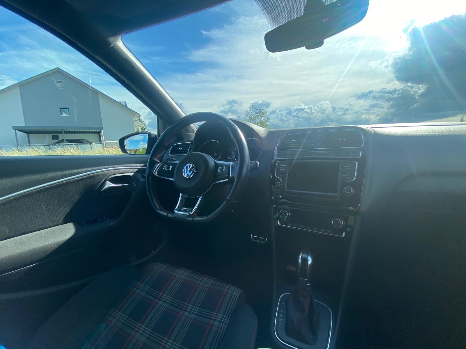 VW Polo 1.8 TSI GTI DSG-image-8