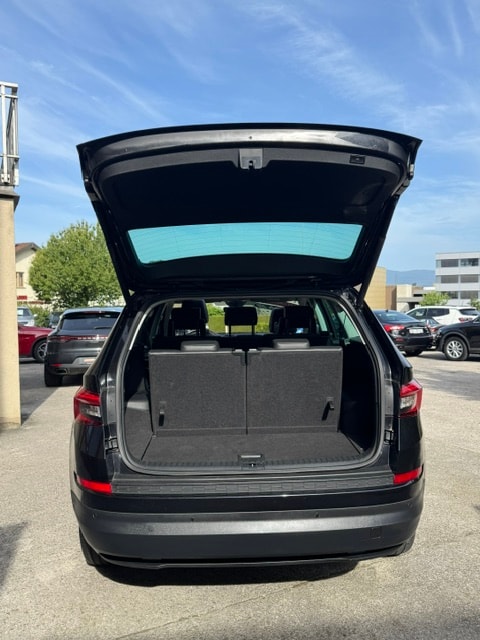 SKODA Kodiaq 2.0 TSI Style DSG 4x4 7 places-image-8