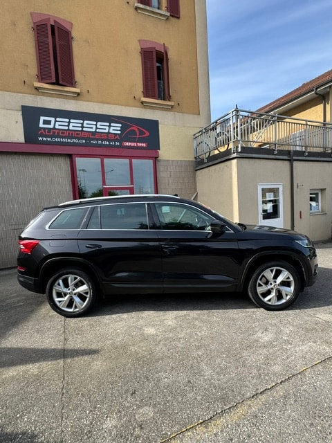 SKODA Kodiaq 2.0 TSI Style DSG 4x4 7 places-image-7