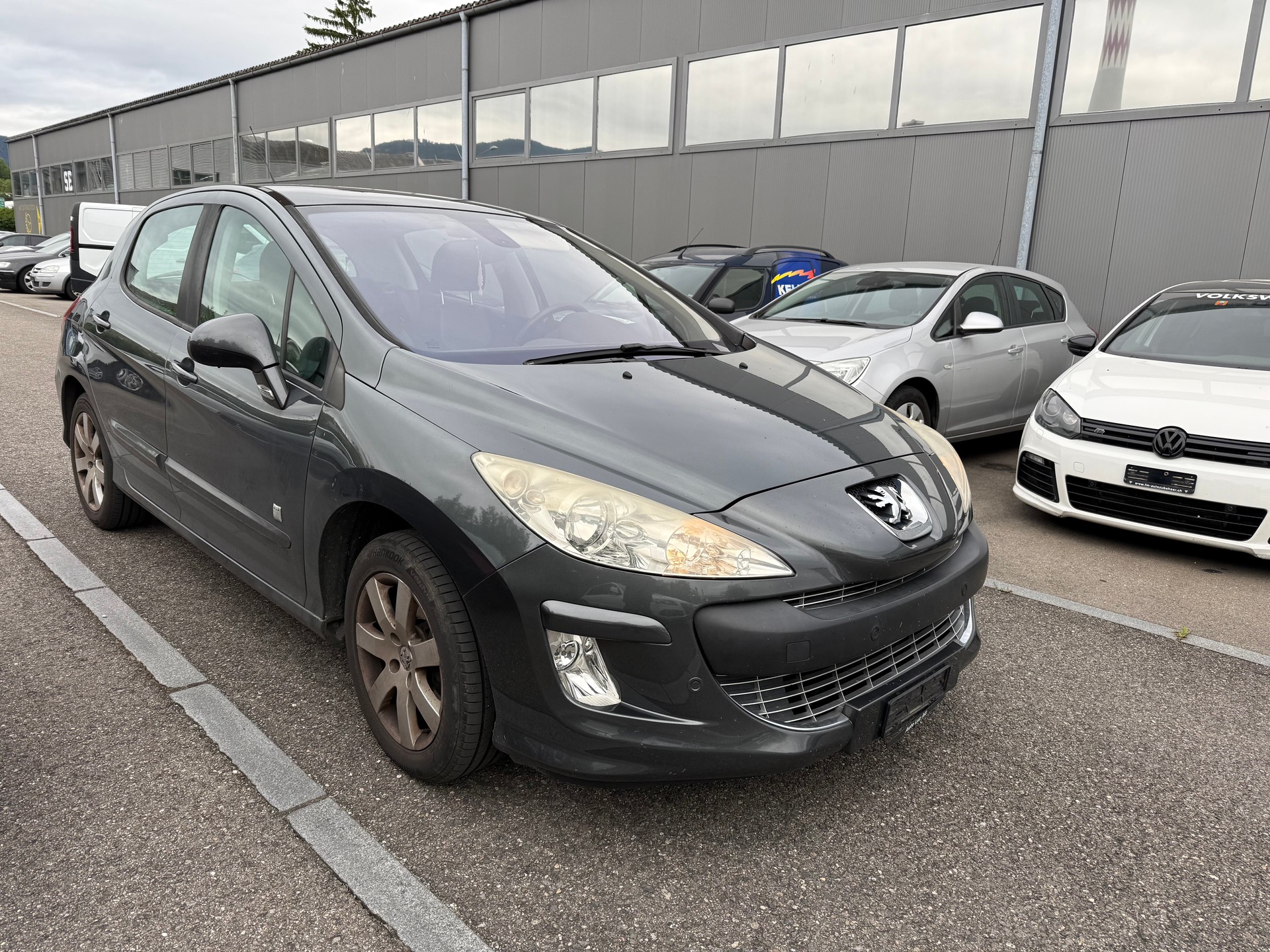 PEUGEOT 308 1.6 16V T Sport Pack-image-3