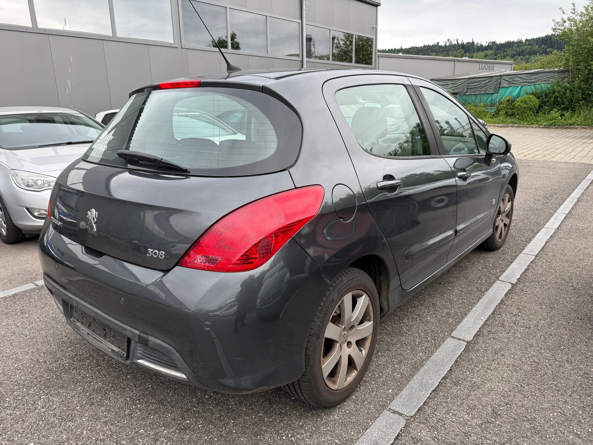 PEUGEOT 308 1.6 16V T Sport Pack-image-5