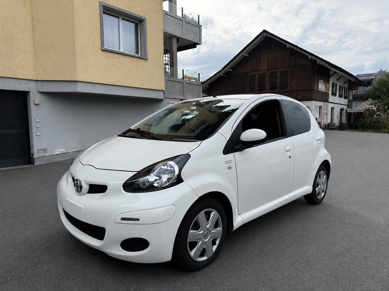 TOYOTA Aygo 1.0 easy-image-0