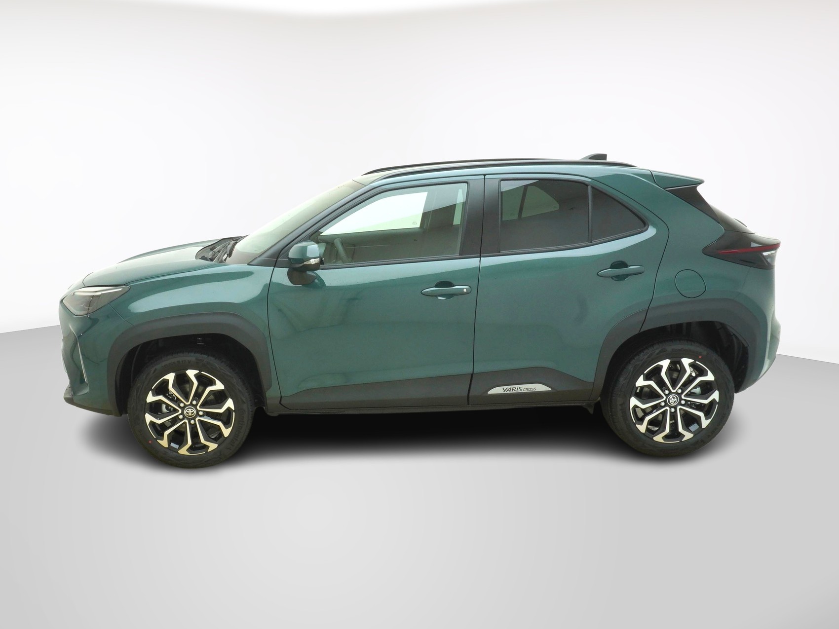 TOYOTA Yaris Cross 1.5 HSD Trend AWD-i ** 4x4 **-image-1