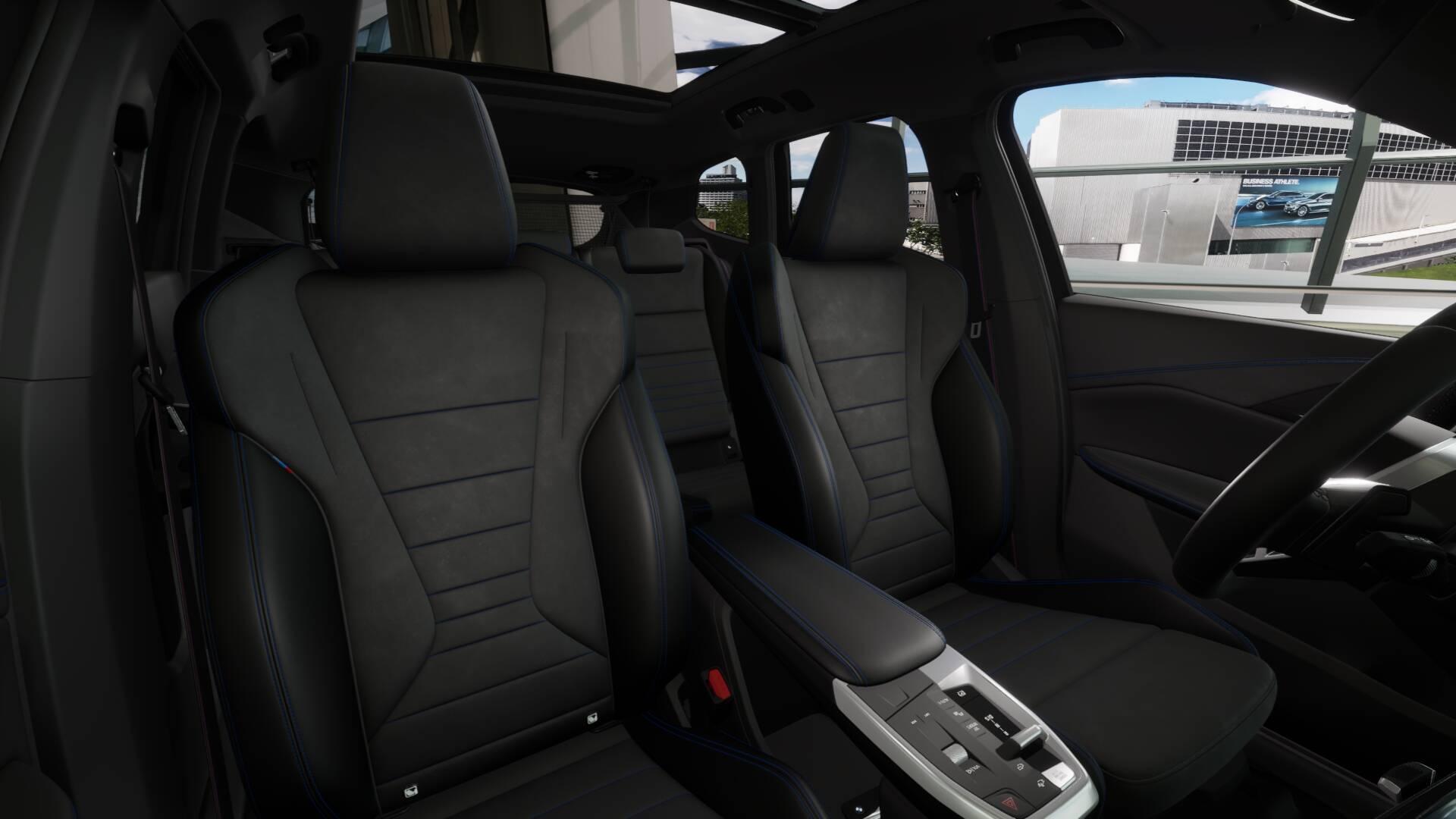 BMW X1 23i xDrive-image-10