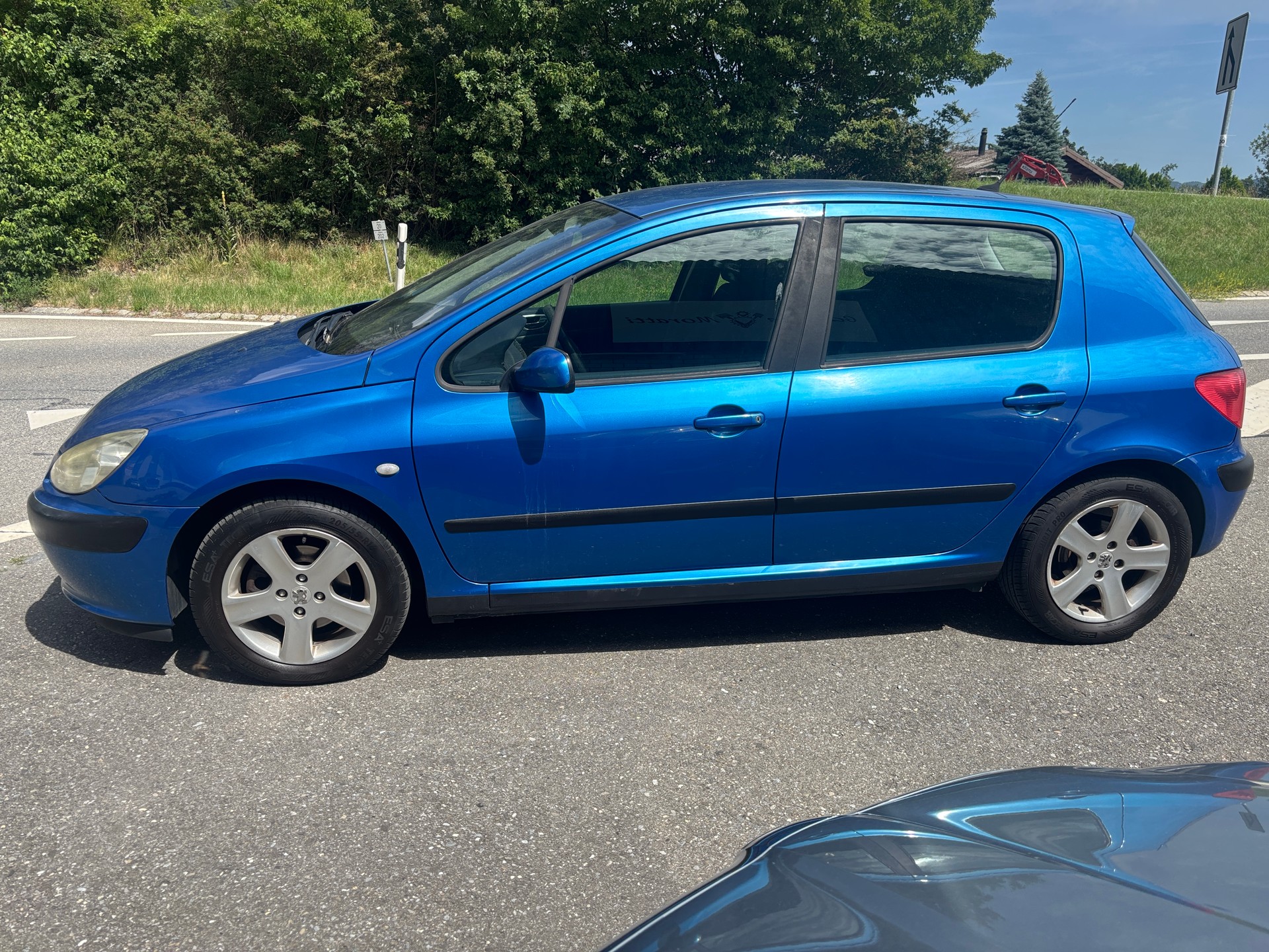 PEUGEOT 307 2.0 16V XS-image-3