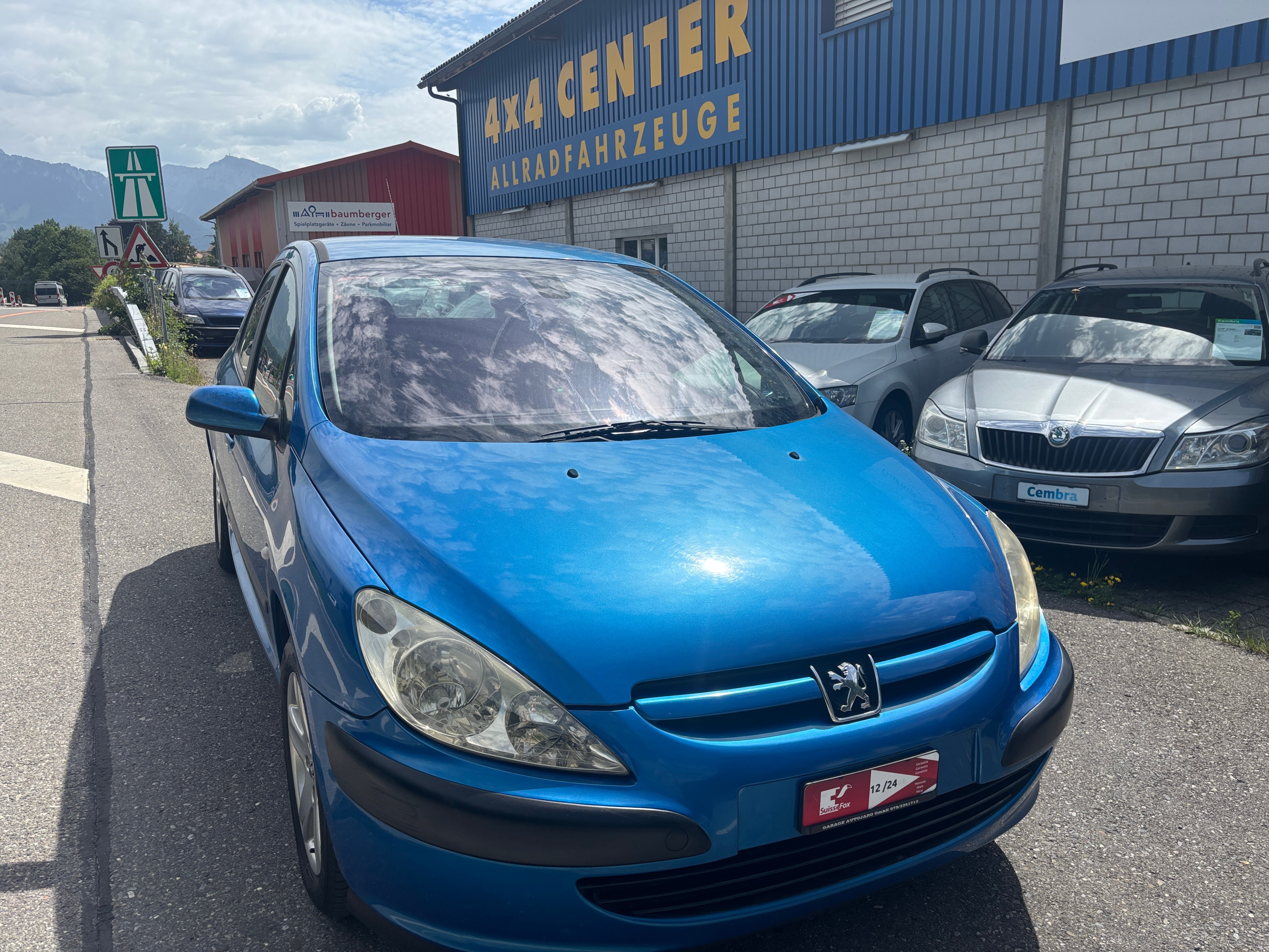 Car photo