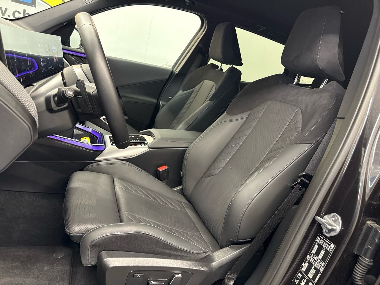 BMW X3 xDrive 48V 20d M Sport-showroom-element-3