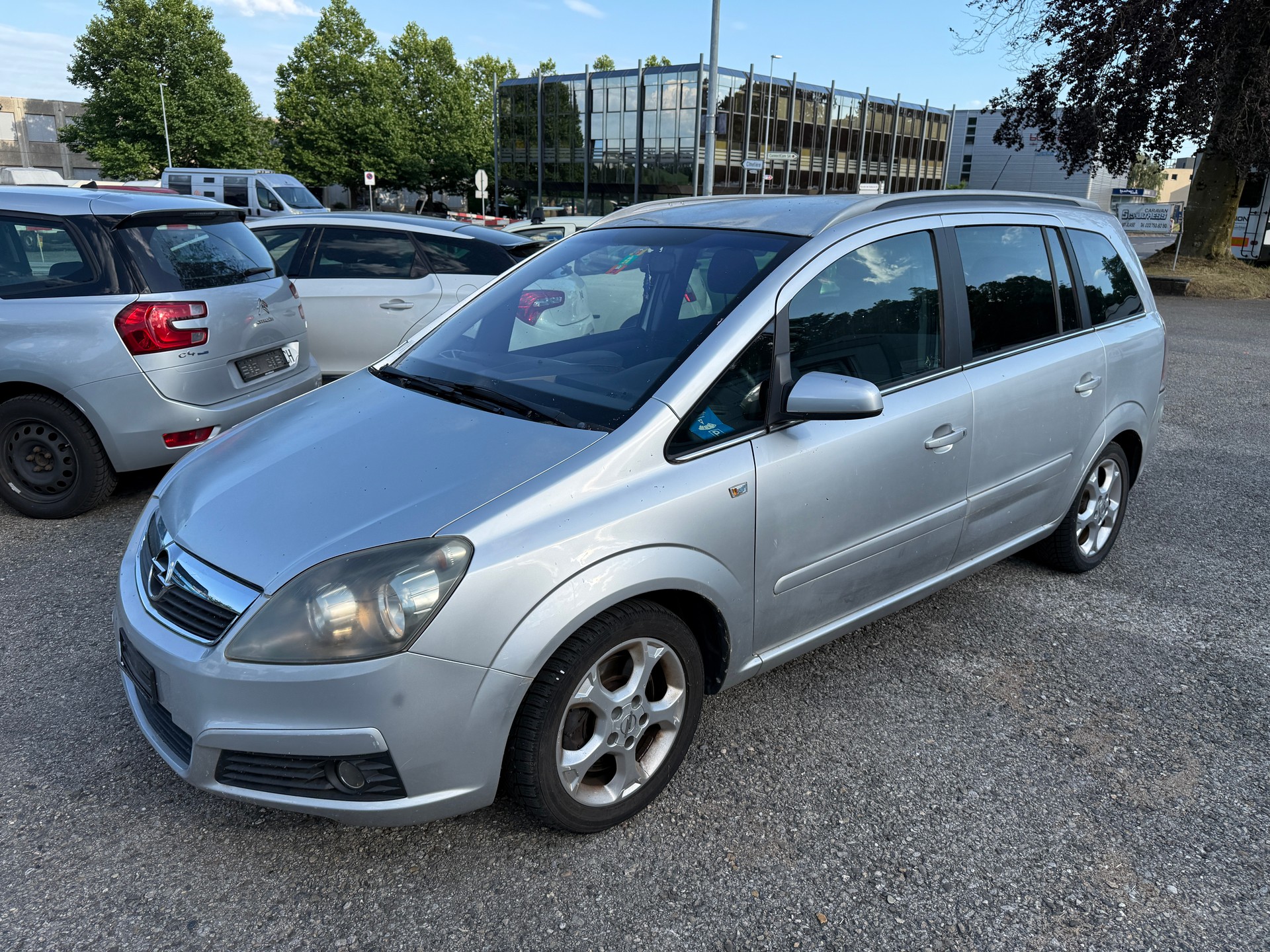OPEL Zafira 2.2i 16V Enjoy-image-6