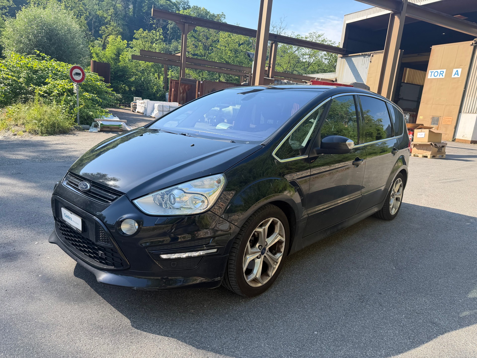 FORD S-Max 2.0 SCTi Titanium-image-2