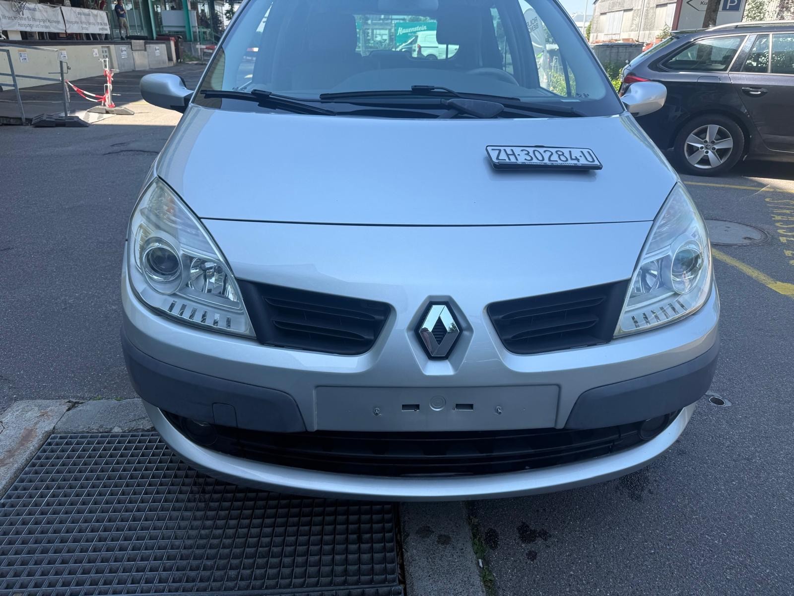 RENAULT Mégane-image-4