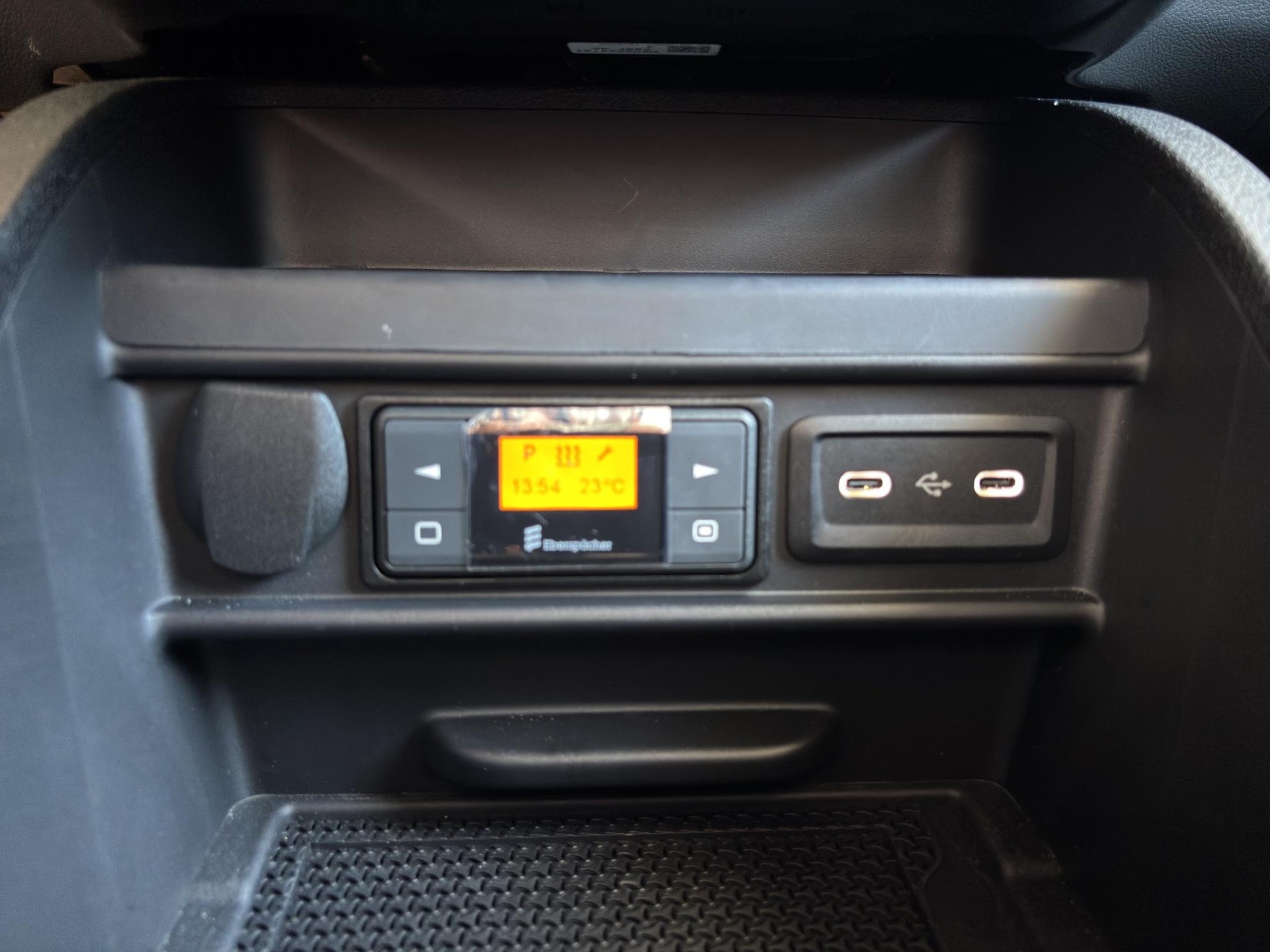 MERCEDES-BENZ Marco Polo HORIZON V300d lang 4Matic-image-25