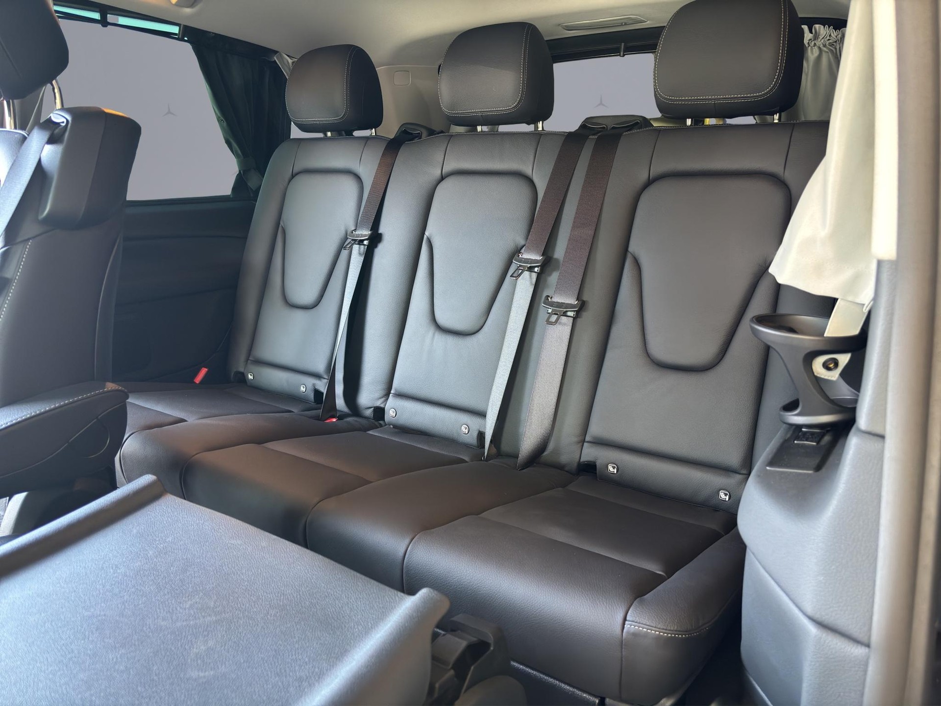 MERCEDES-BENZ Marco Polo HORIZON V300d lang 4Matic-image-16