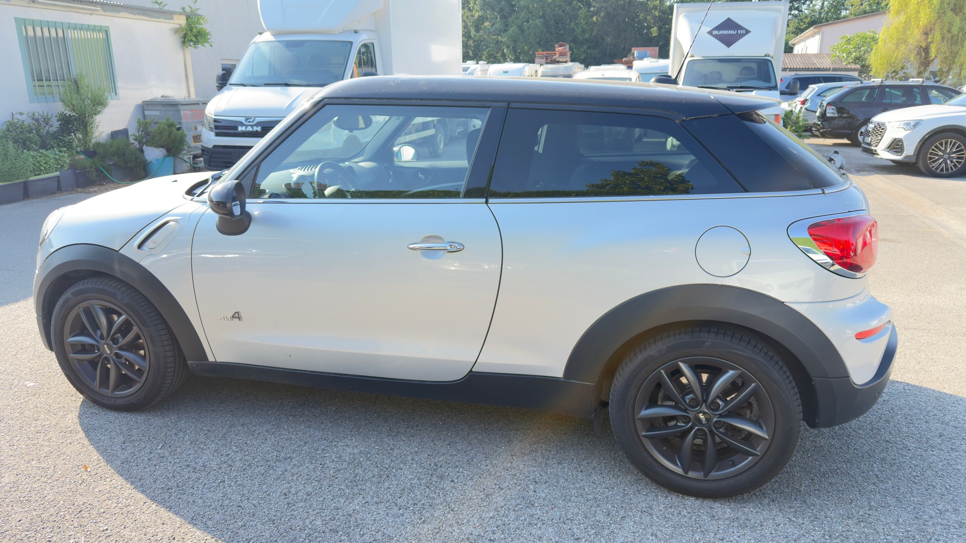 MINI Paceman Cooper ALL4-image-4