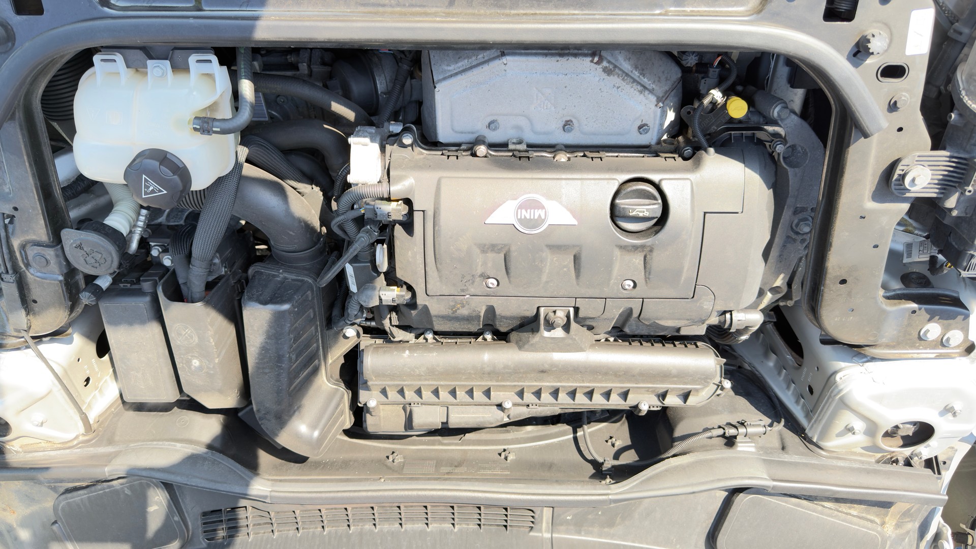MINI Paceman Cooper ALL4-image-9